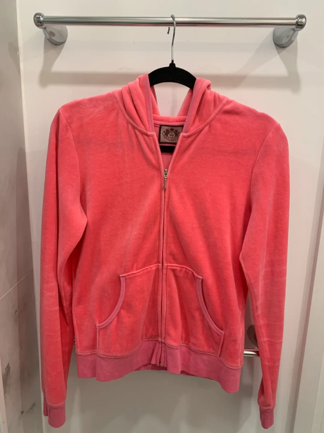 🩷🎀 Juicy Couture Pink Velour Hoodie - Size L 🩷🎀