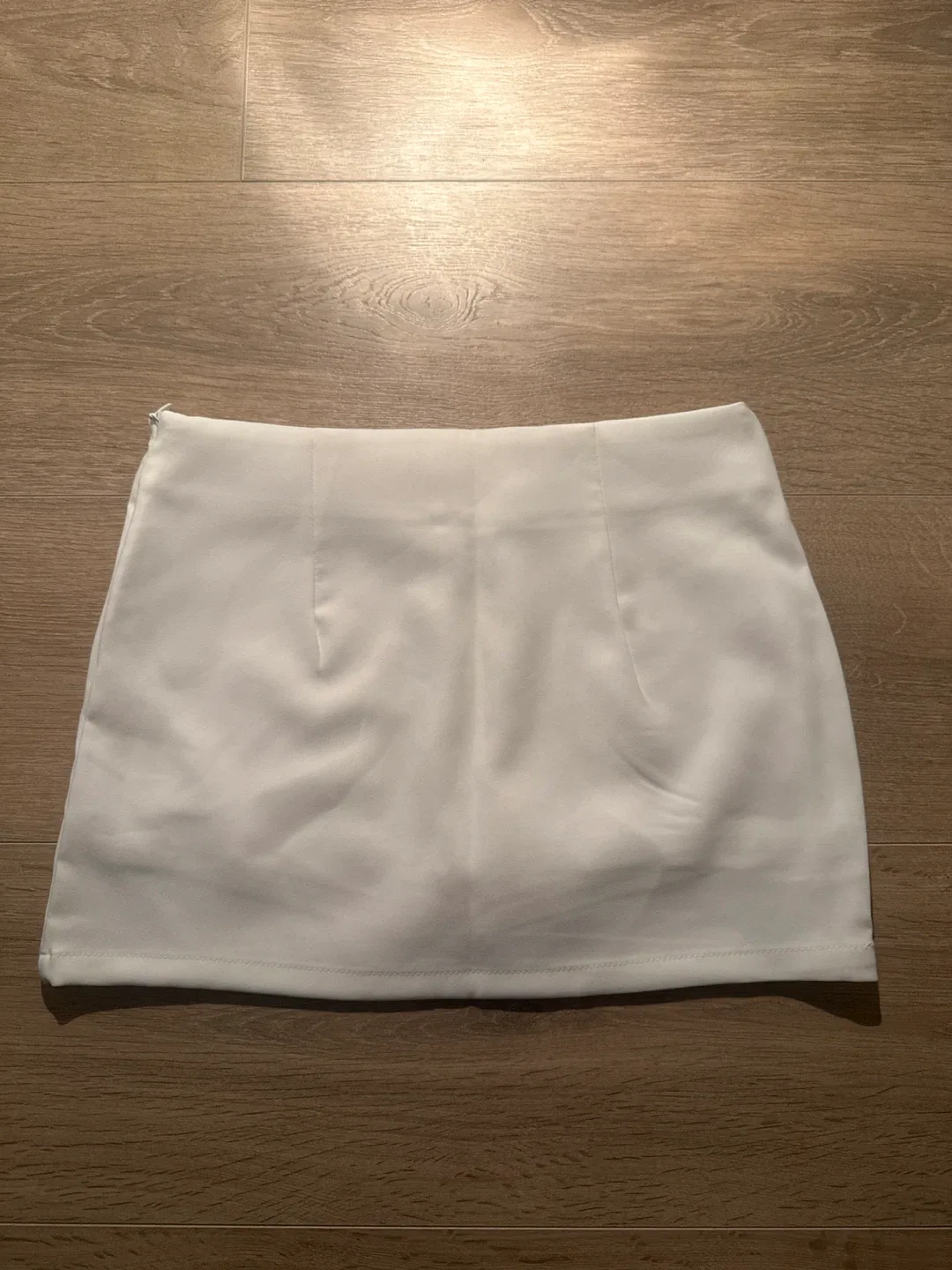White Mini Skirt image indicator(2)