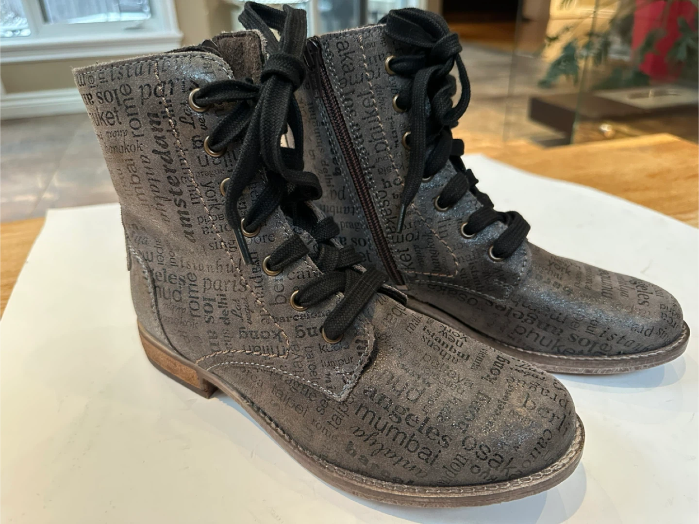 JOSEF SEIBEL  Grey Leather Boots, Size EUR 37/ US6-6.5