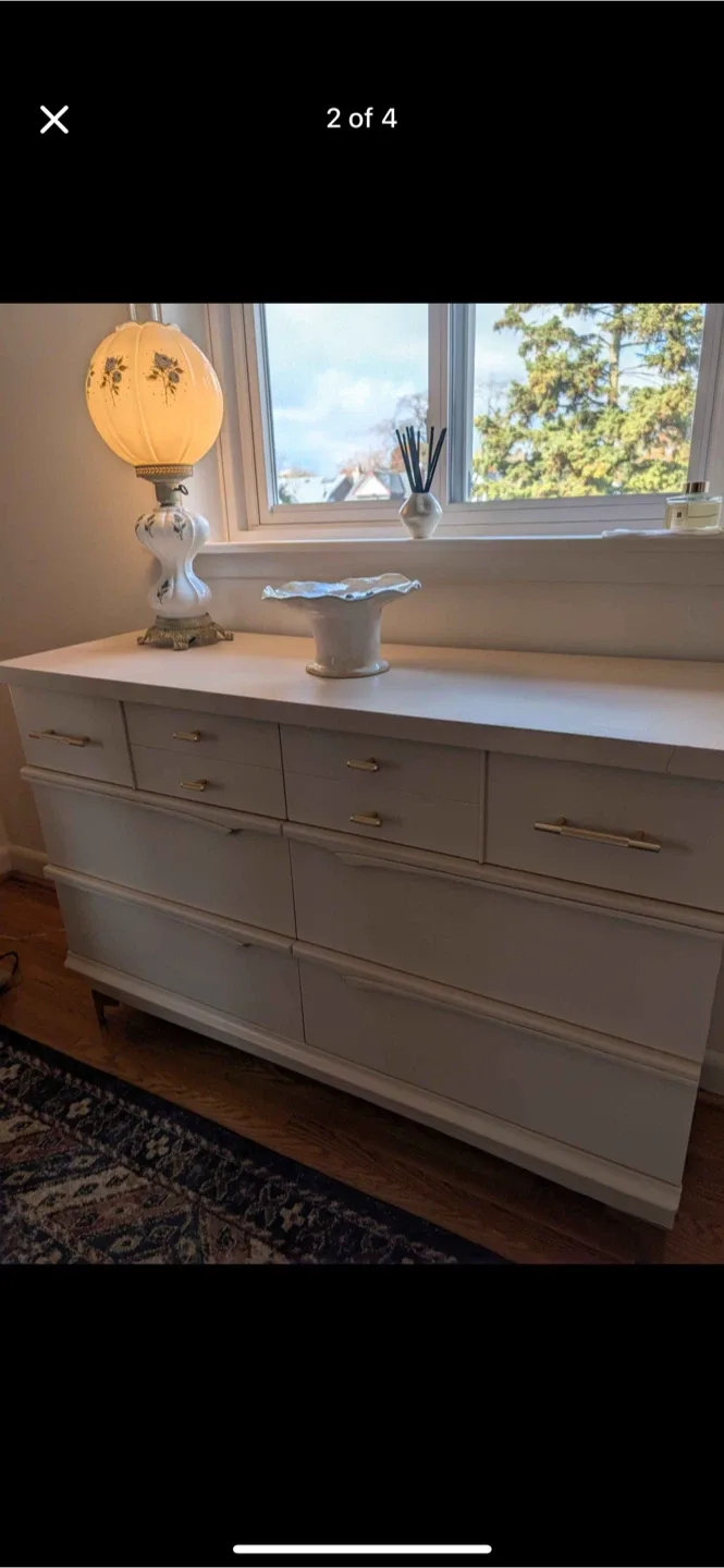Cream Dresser with Gold Handles image indicator(2)