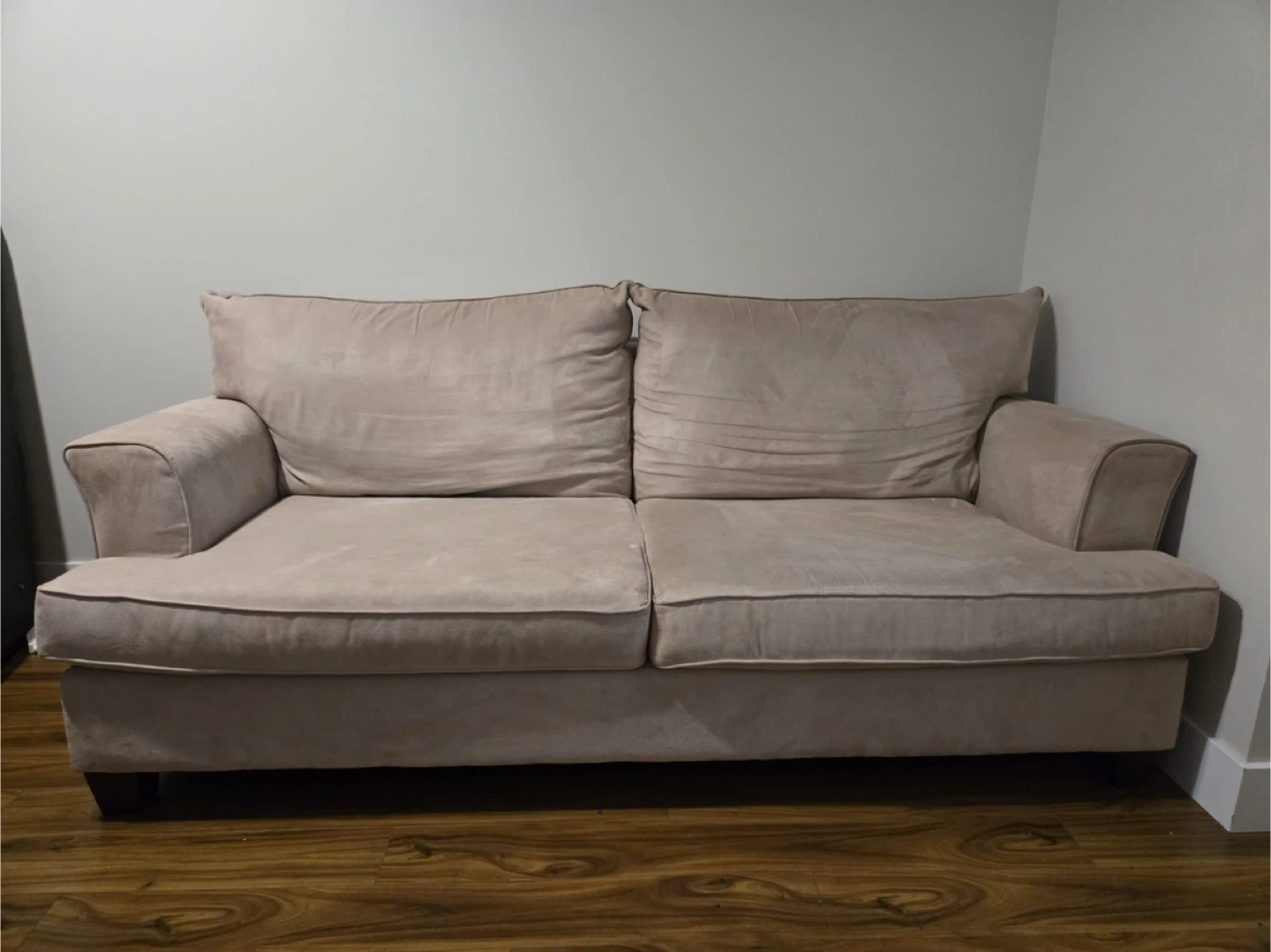 Cozy 3-Seat Couch - photo 2