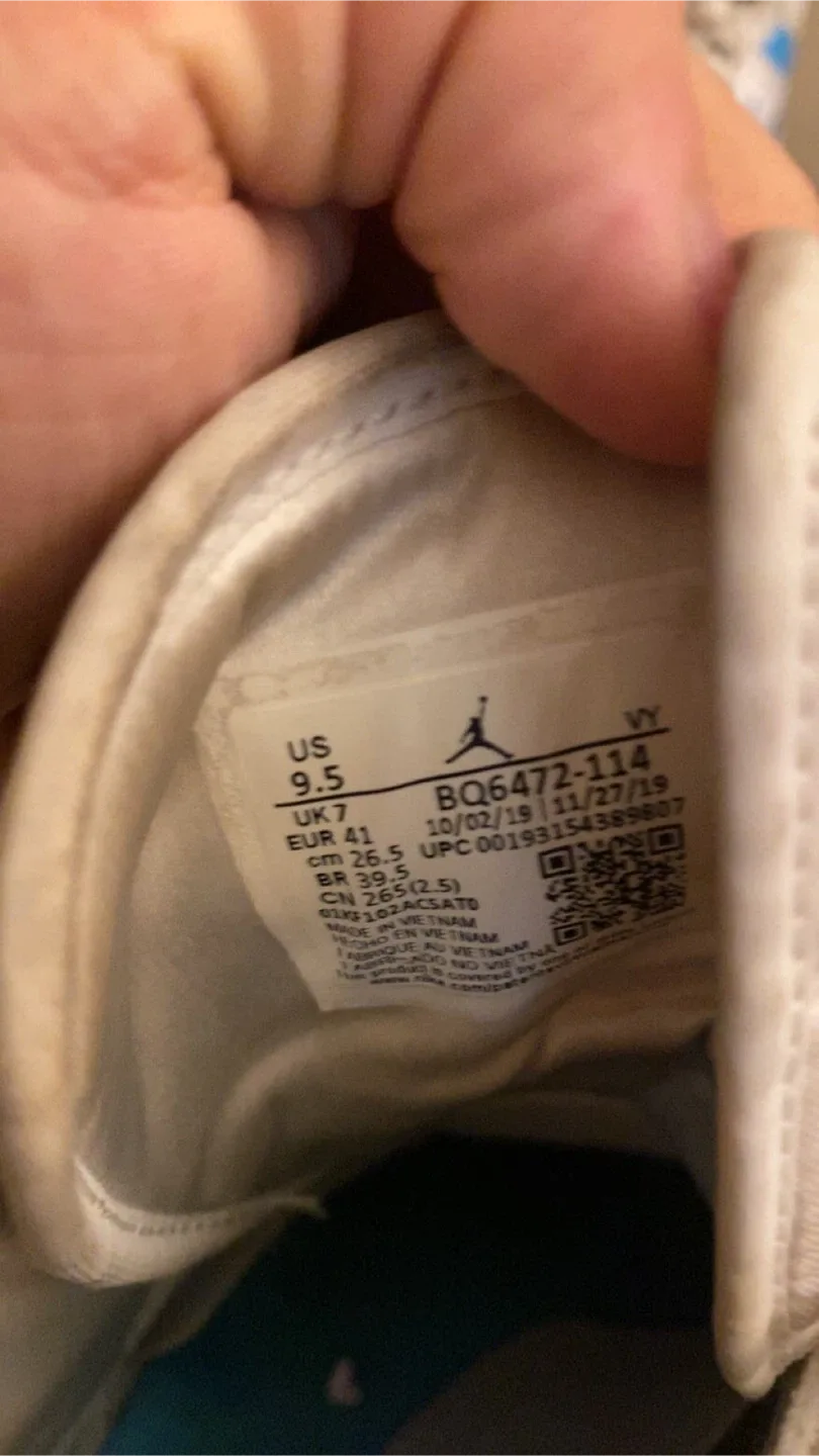 Air Jordan 1 Mid UNC Blue/White, US 9.5 image indicator(5)