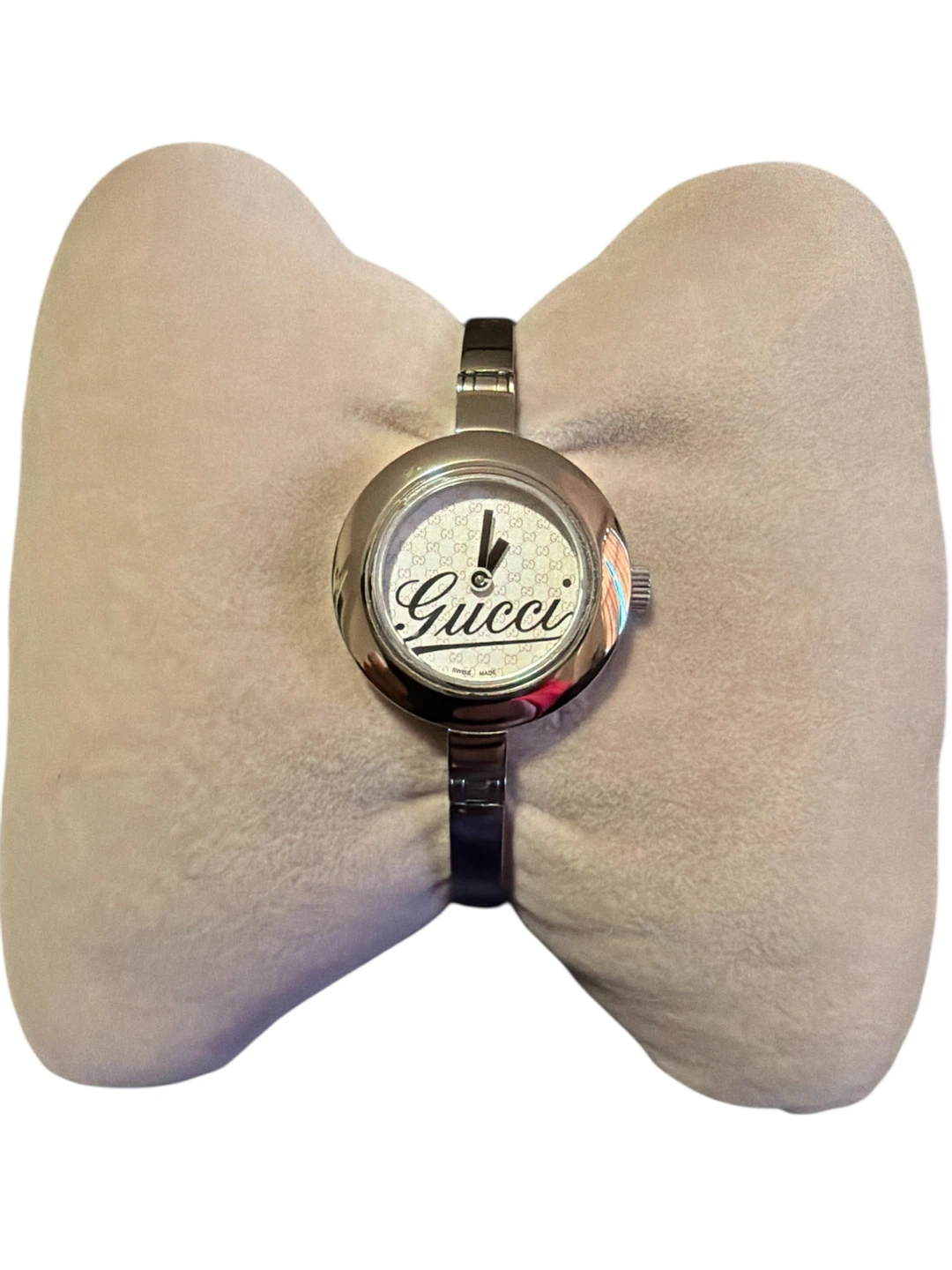 Gucci Ladies silver bangle Watch - photo 3