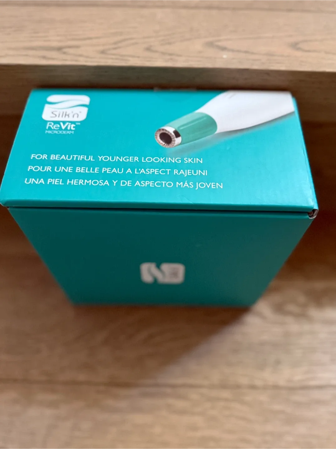 Brand new Silk'n ReVit Microdermabrasion System - New in Box!