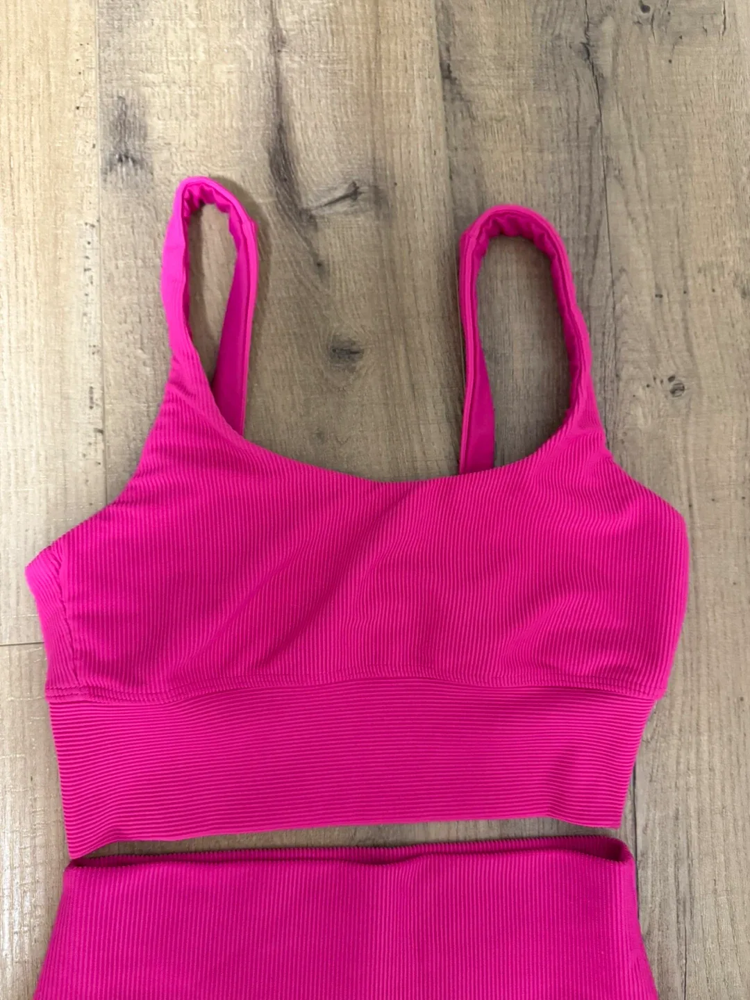 Beach Riot Hot Pink Ribbed Active Set image indicator(3)