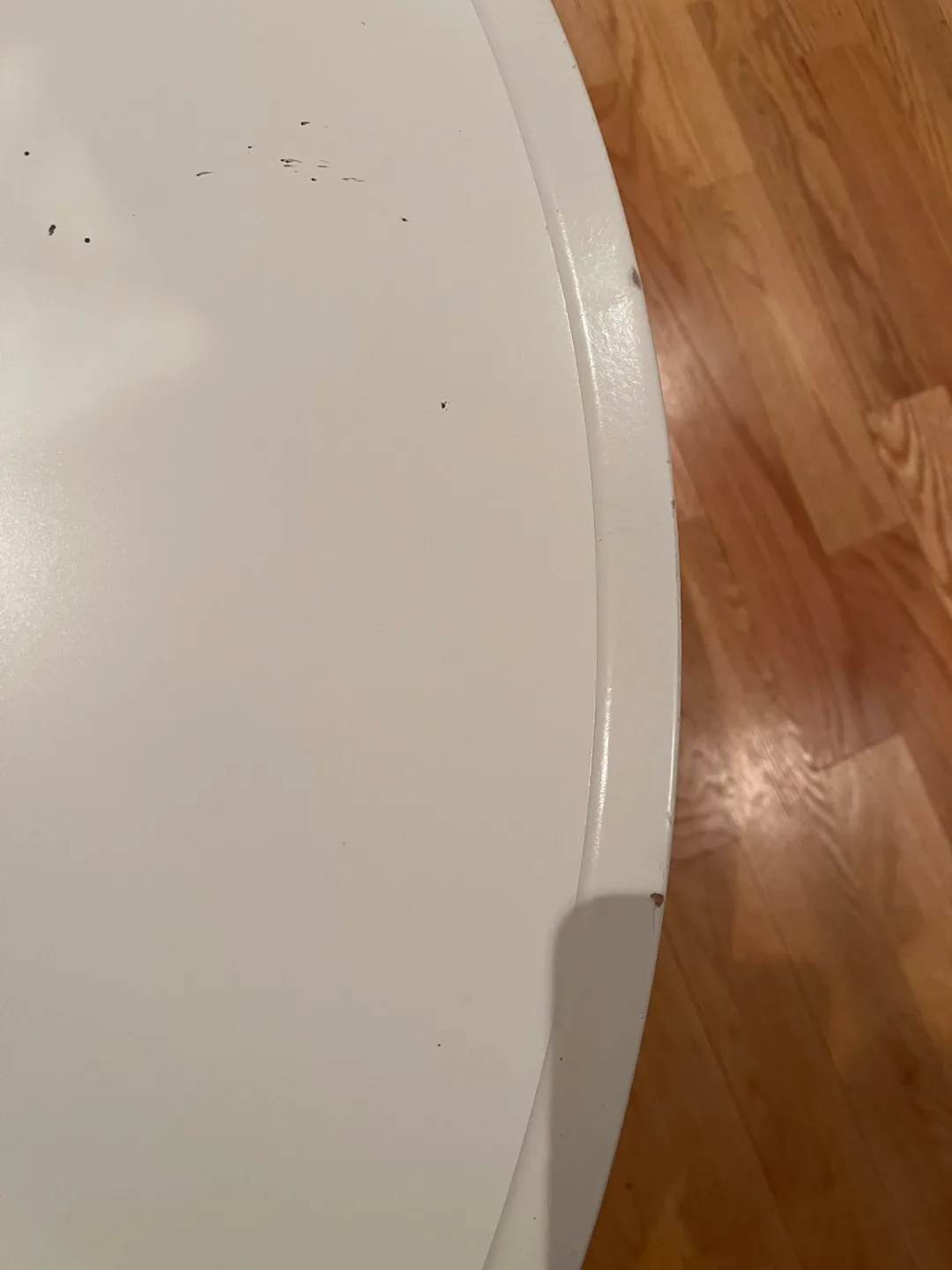 IKEA Kragsta White Round Coffee Table image indicator(3)