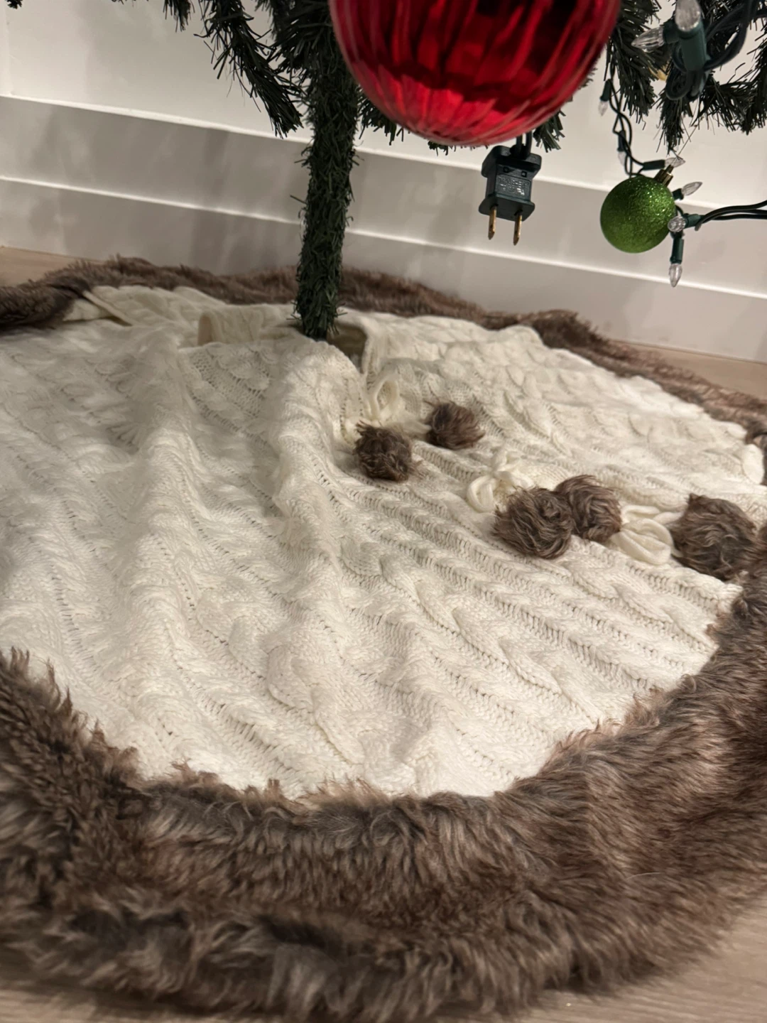 Christmas Tree Skirt - Cream & Brown - photo 4