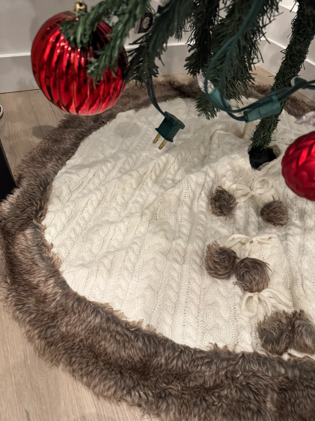 Christmas Tree Skirt - Cream & Brown - photo 3