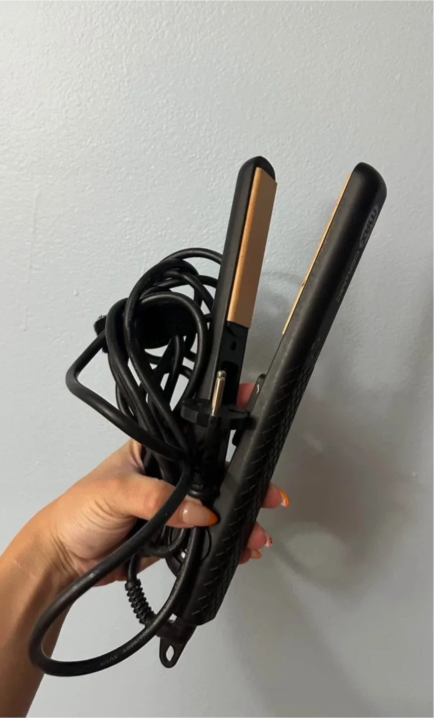 MAX CERAMIC Hair Straightener image indicator(3)