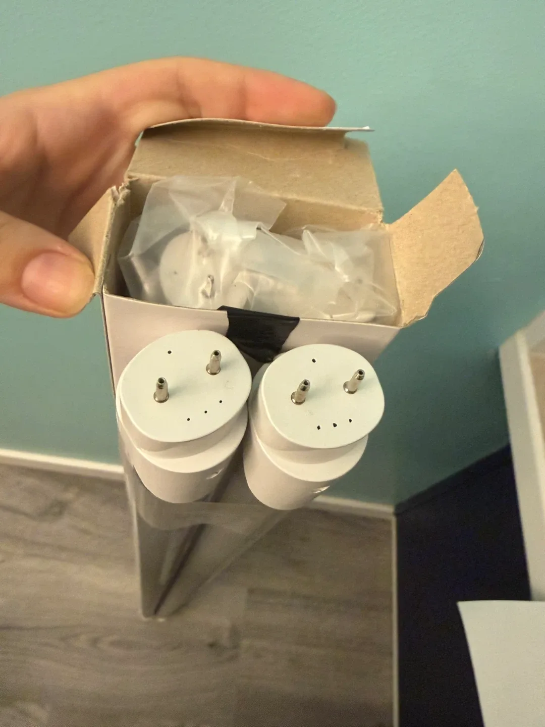 Plug and Play LED Tube 48 inches image indicator(3)