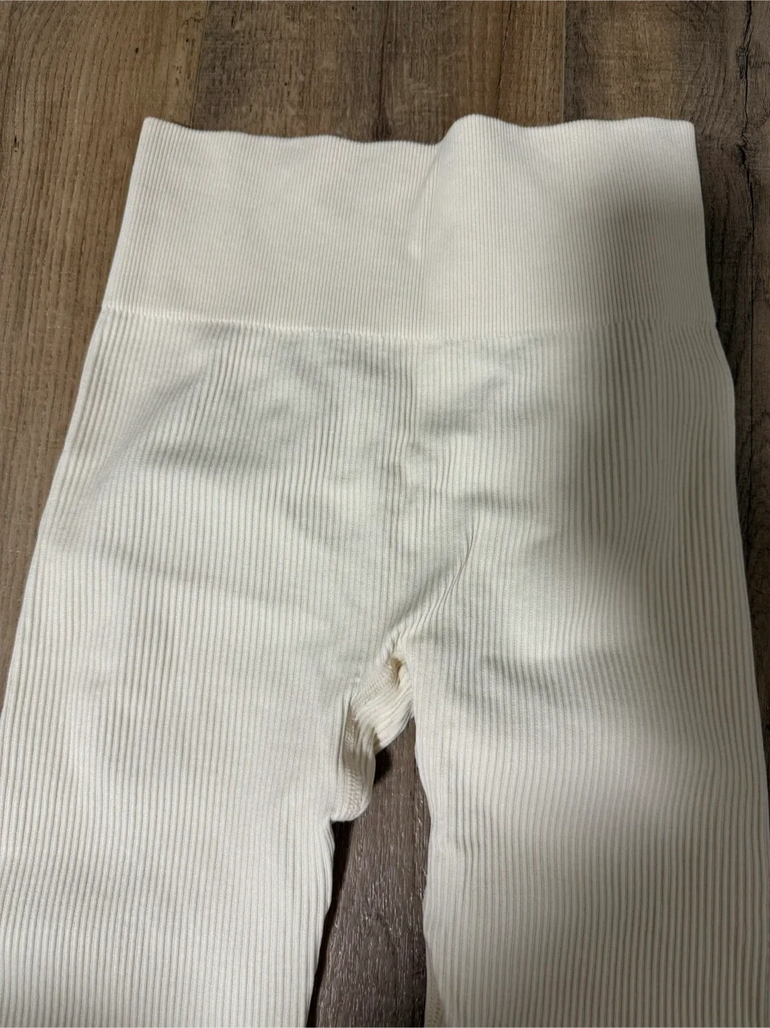 SHEIN Ribbed Cream Leggings - Size Small image indicator(3)