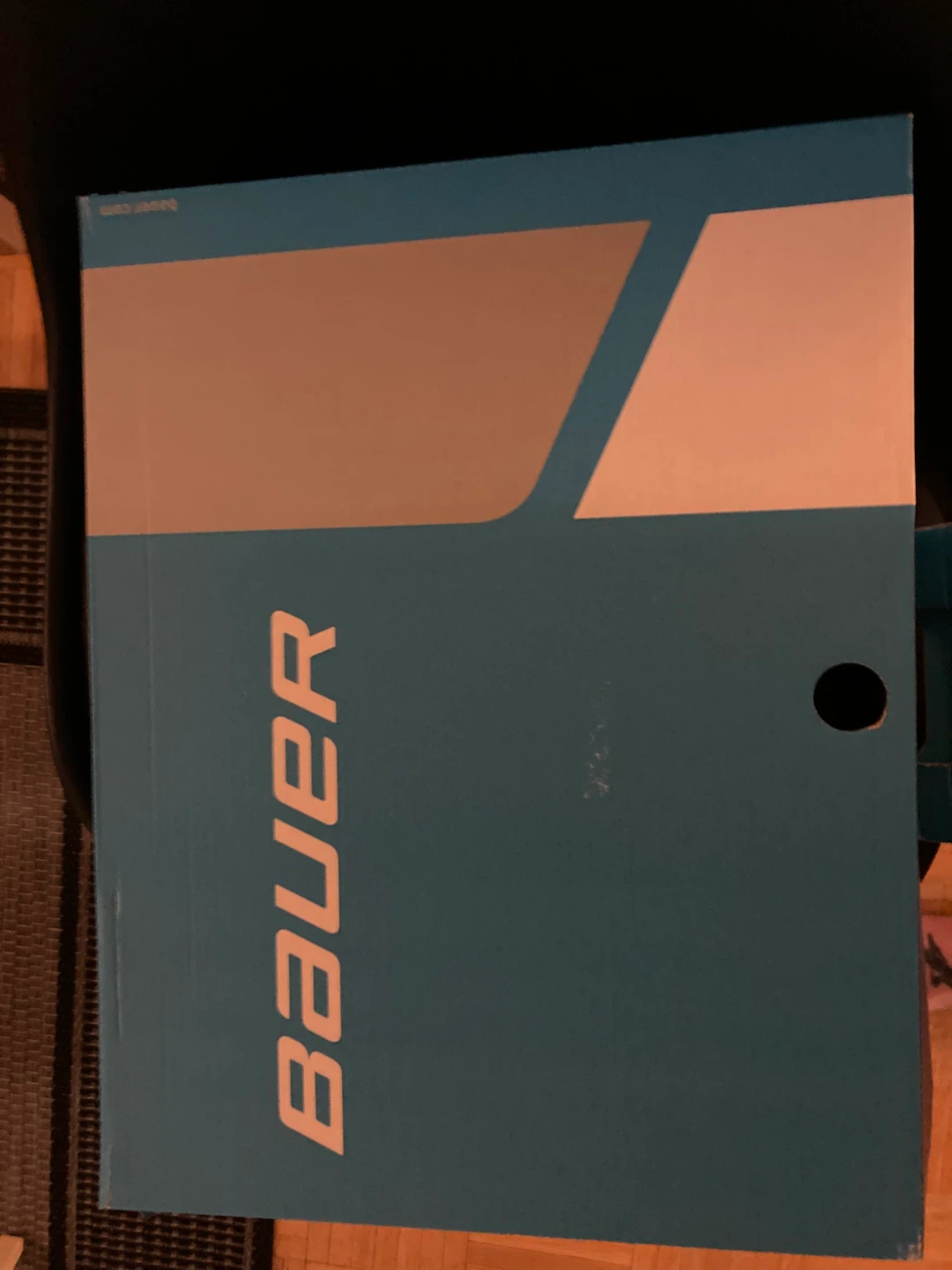 BRAND NEW Bauer Vapor Volt 2.0 Roller Hockey Skates - Size 6.0R - photo 3