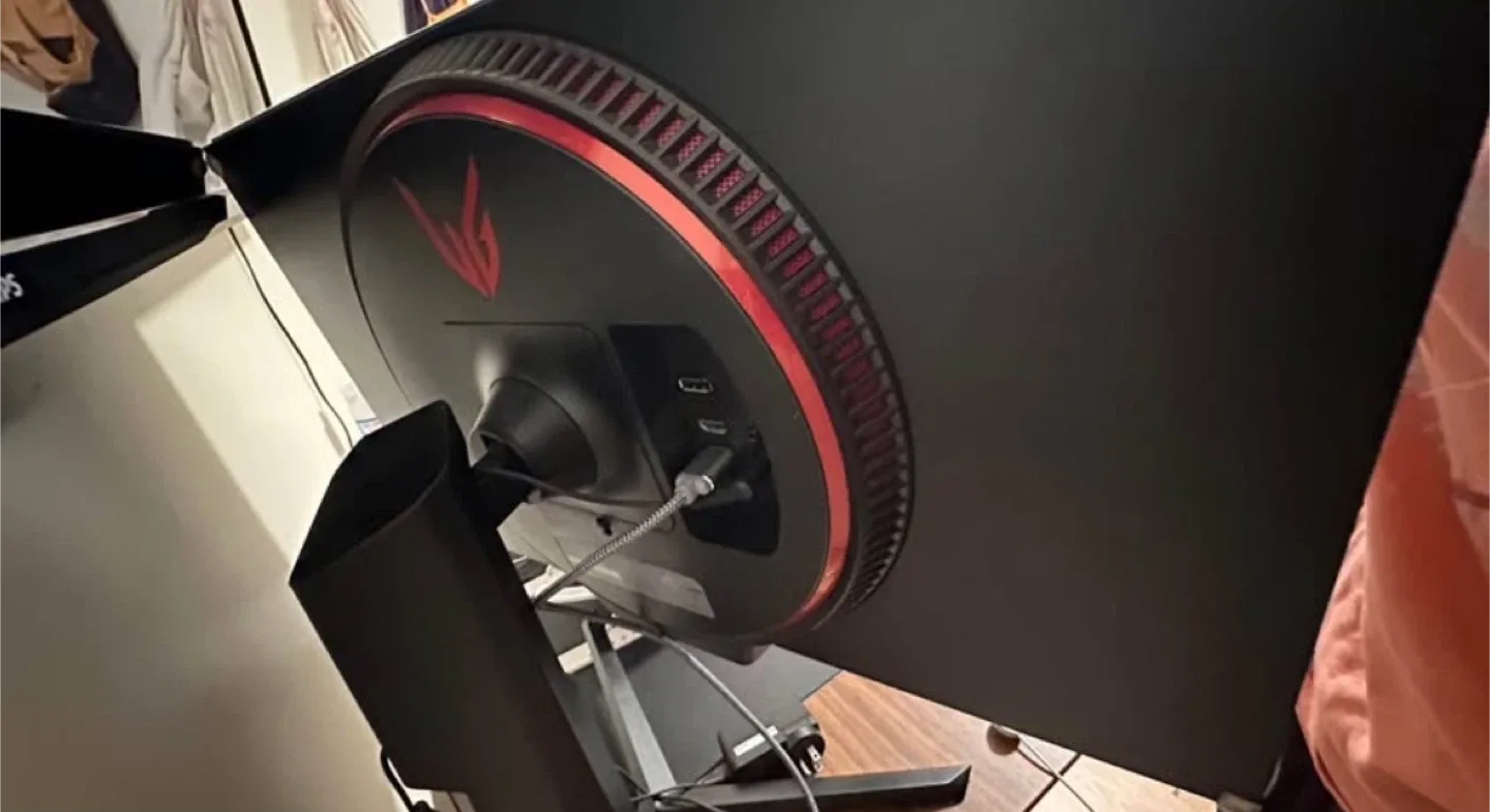 LG UltraGear G-Sync Gaming Monitor image indicator(5)