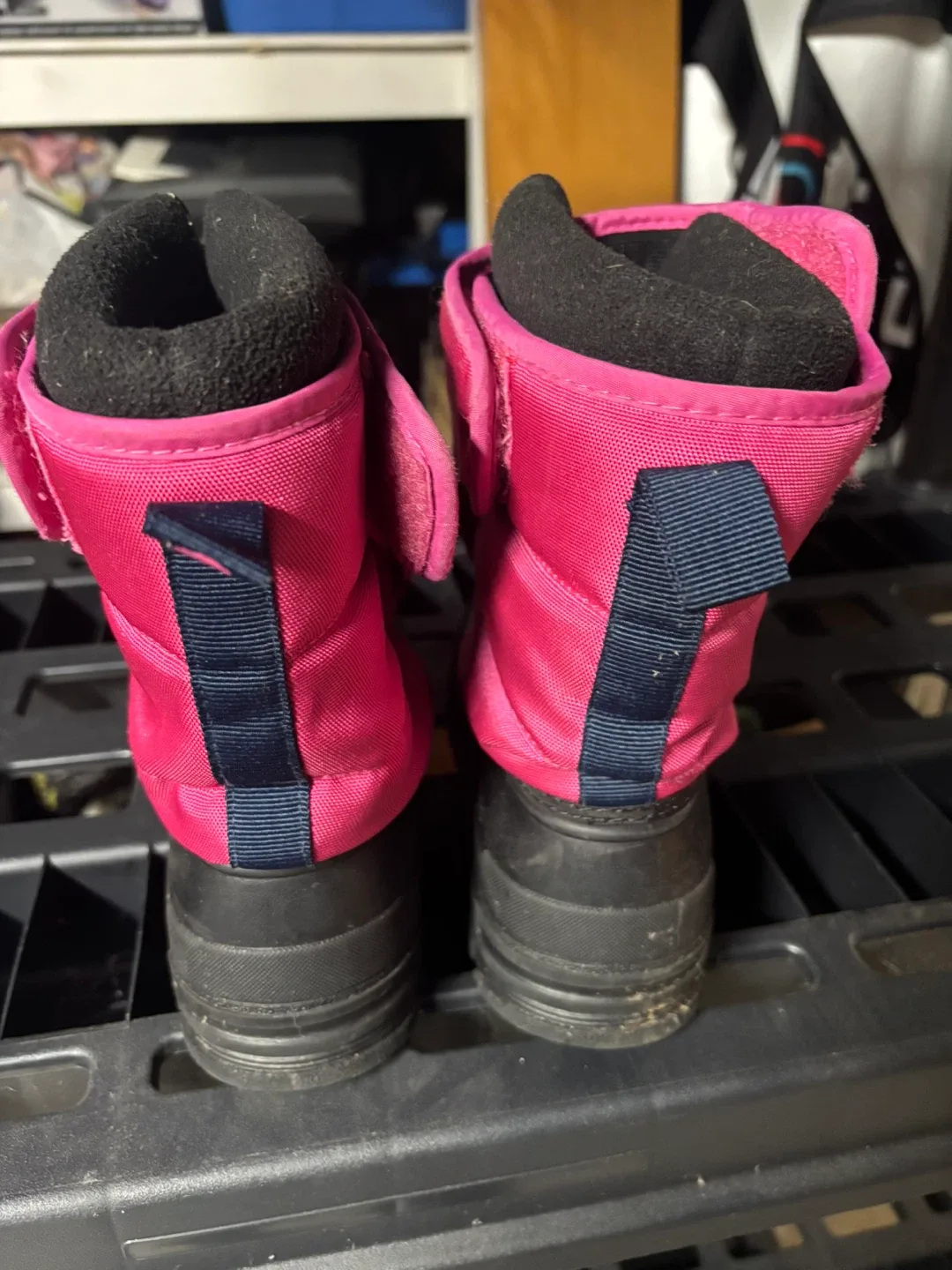 Girls winter boots size 3 image indicator(4)