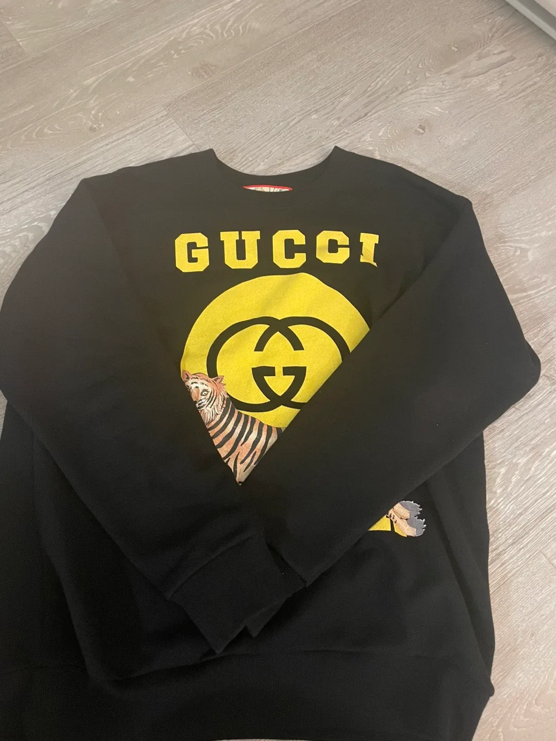 Gucci Tiger Print Crewneck Sweatshirt image indicator(2)
