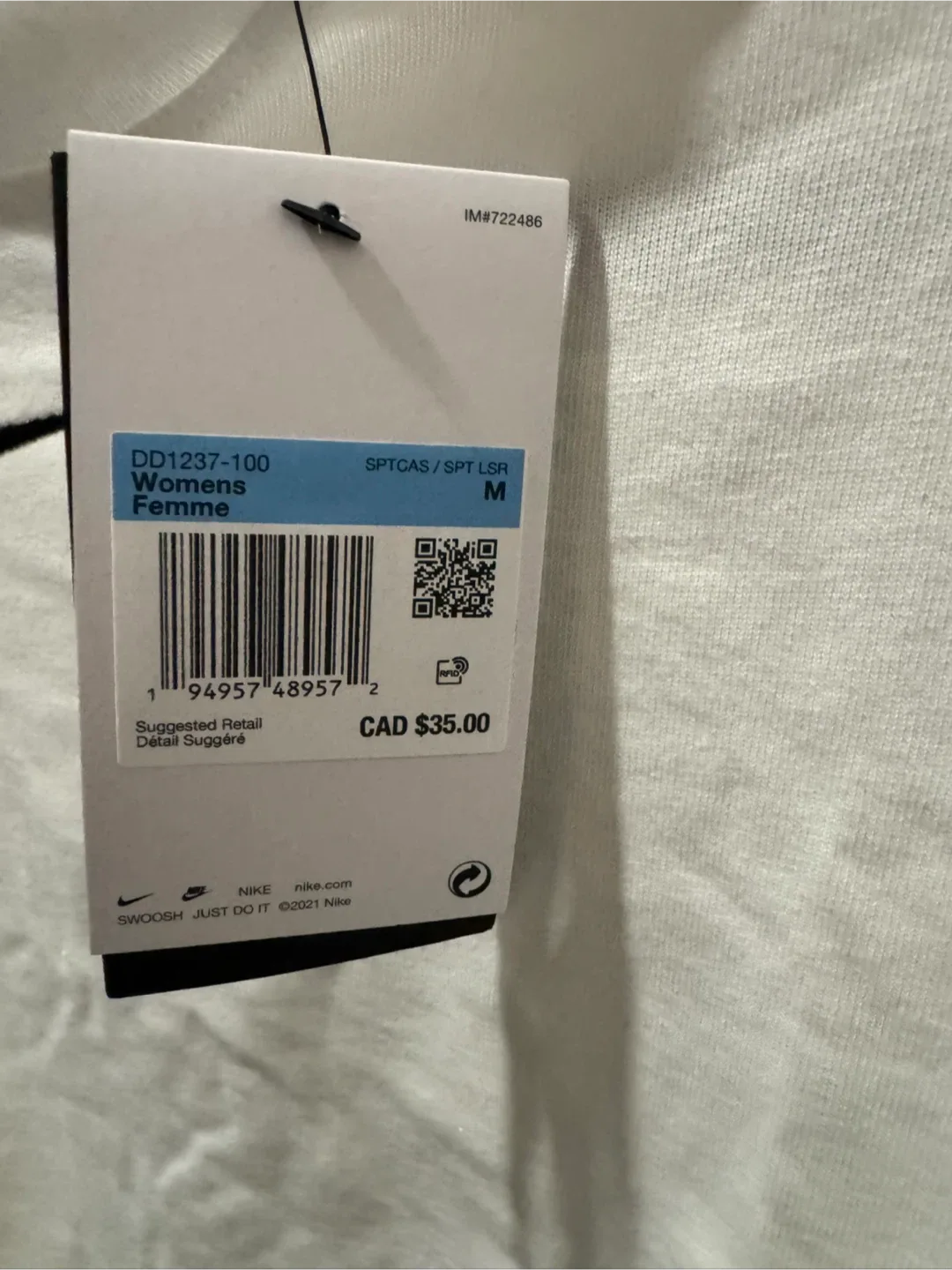 New Nike The Nike Tee - Women's - Size M image indicator(4)