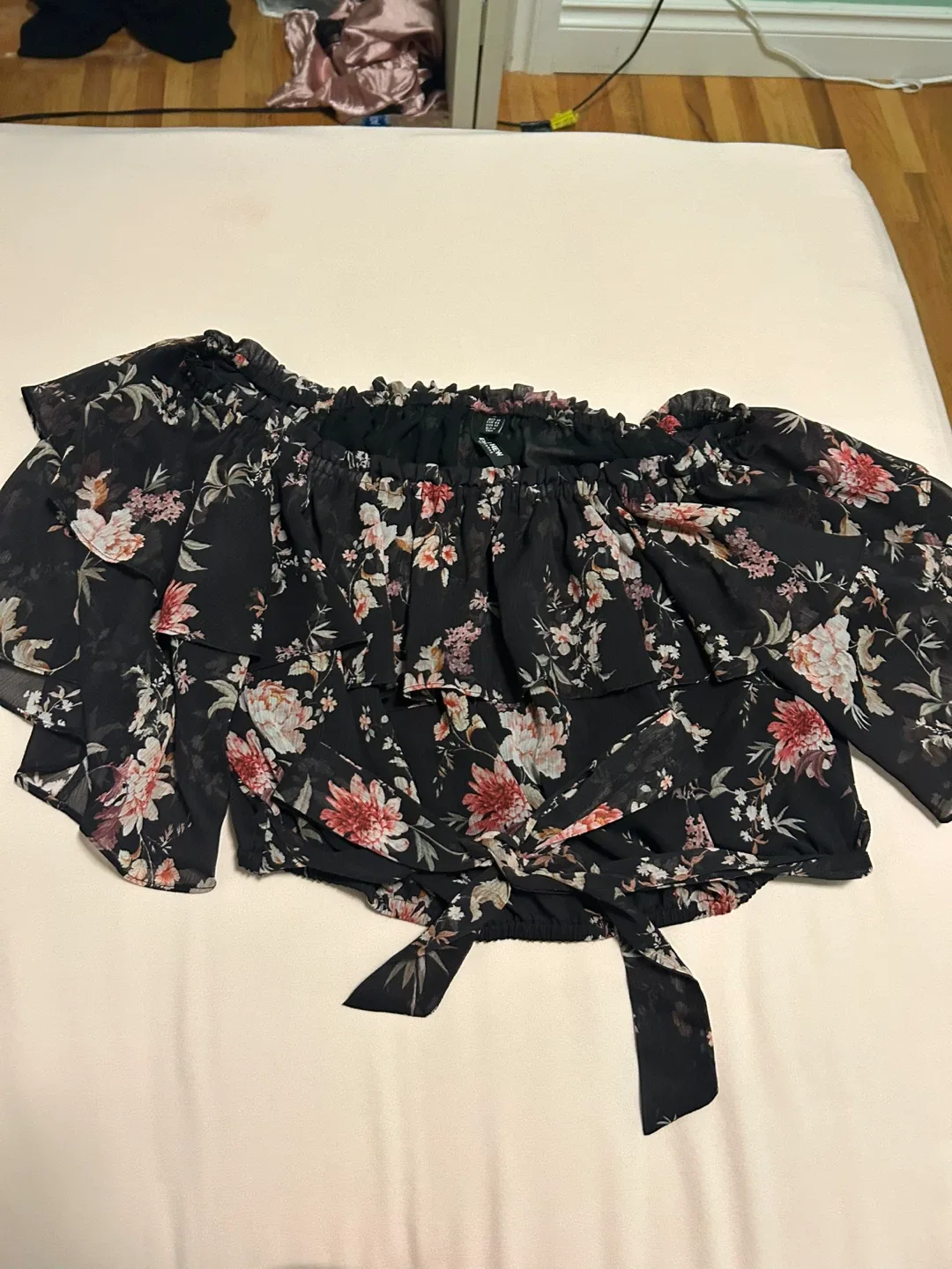 Floral Off-Shoulder Top - Size L