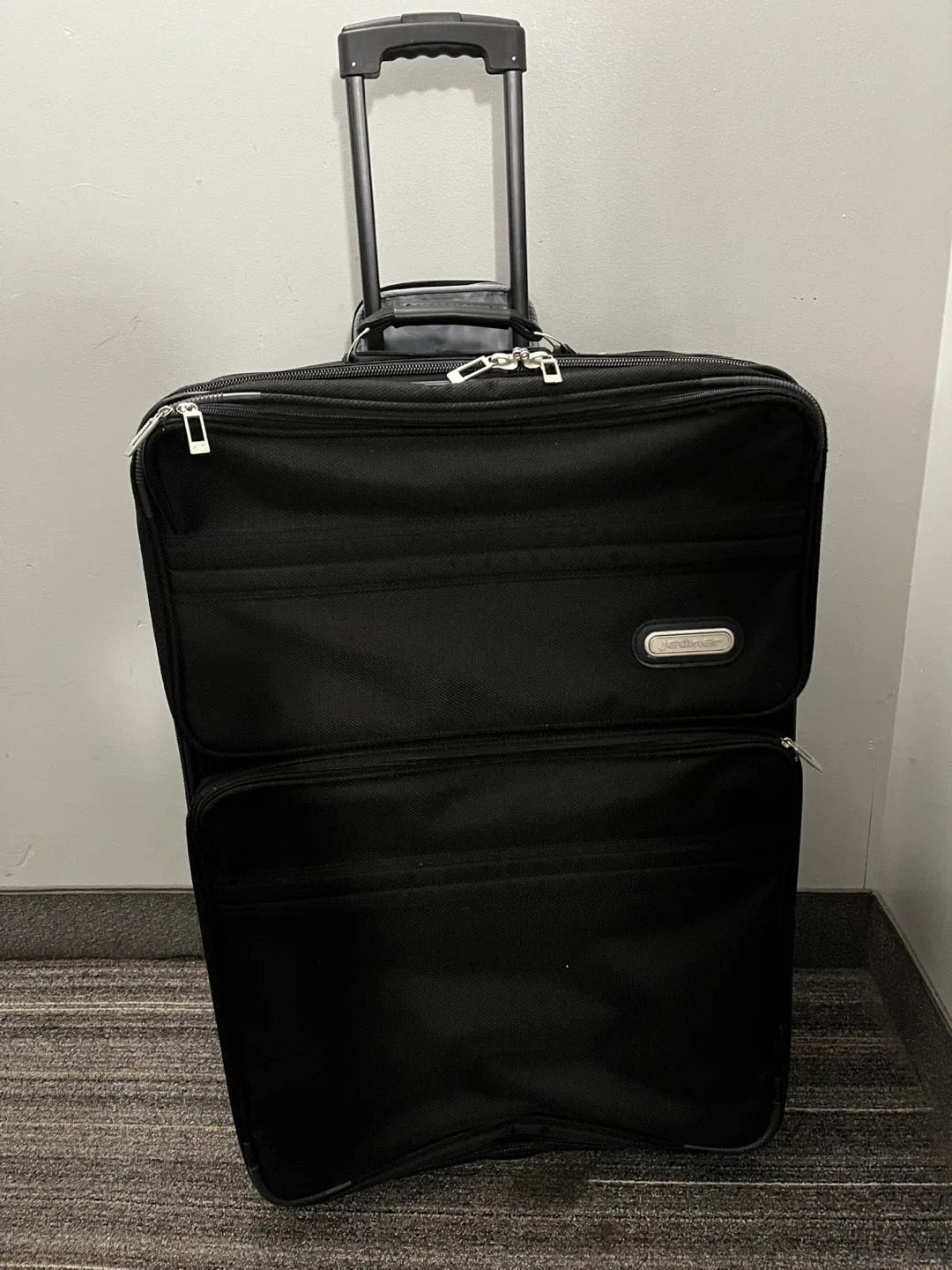 Jetliner Big Wheeled Suitcase 31”