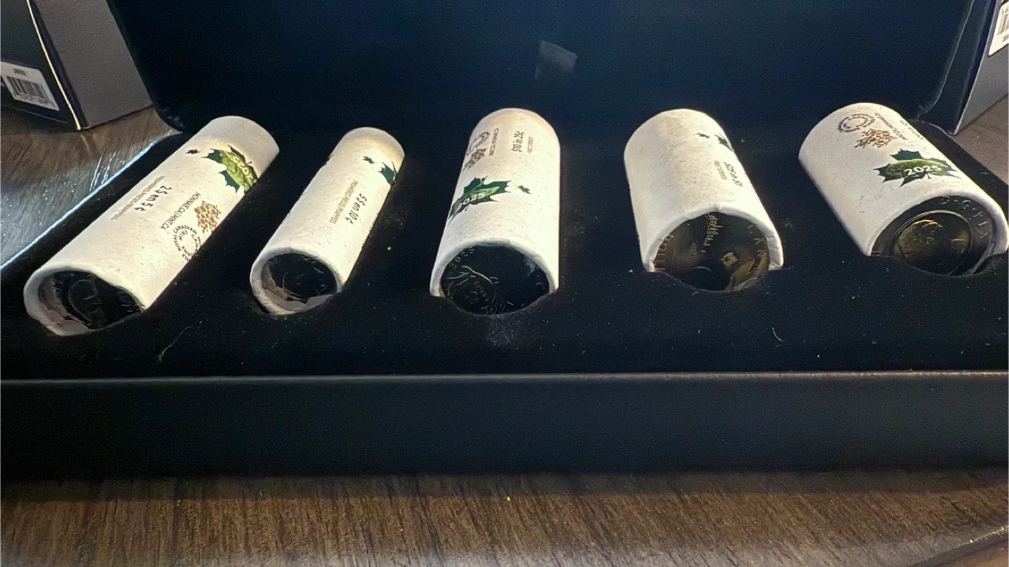 2025 Special Wrap Roll Collection - First Strikes image indicator(4)