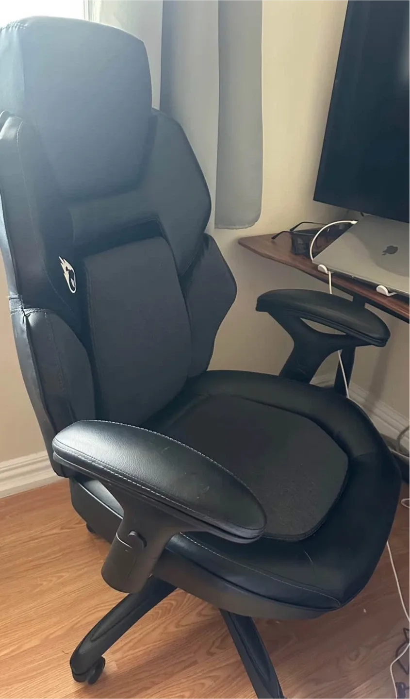 Working or Gaming Chair - Black