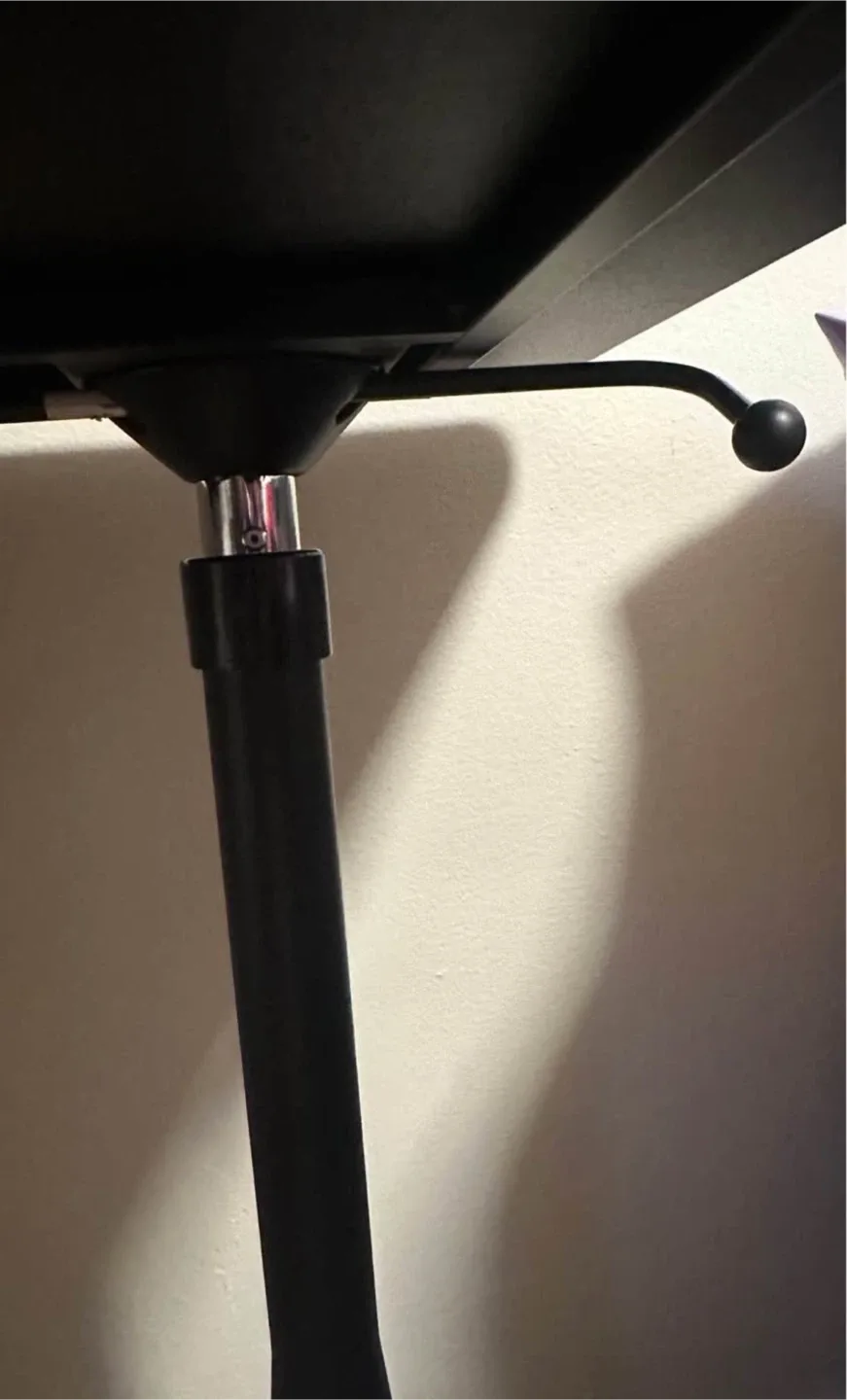 Adjustable Computer Desk image indicator(2)