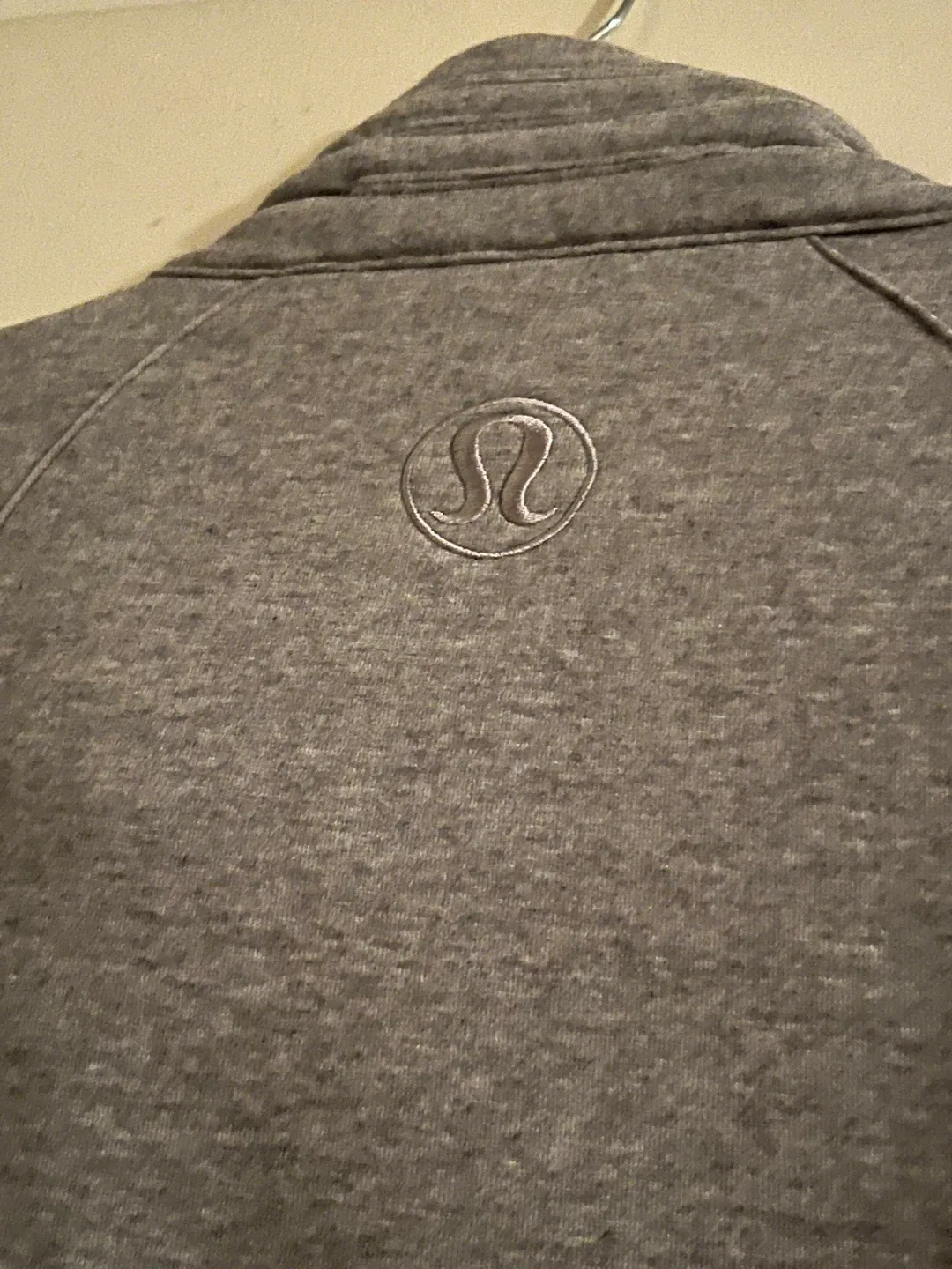 Lululemon Grey Jacket - Size 6 image indicator(2)