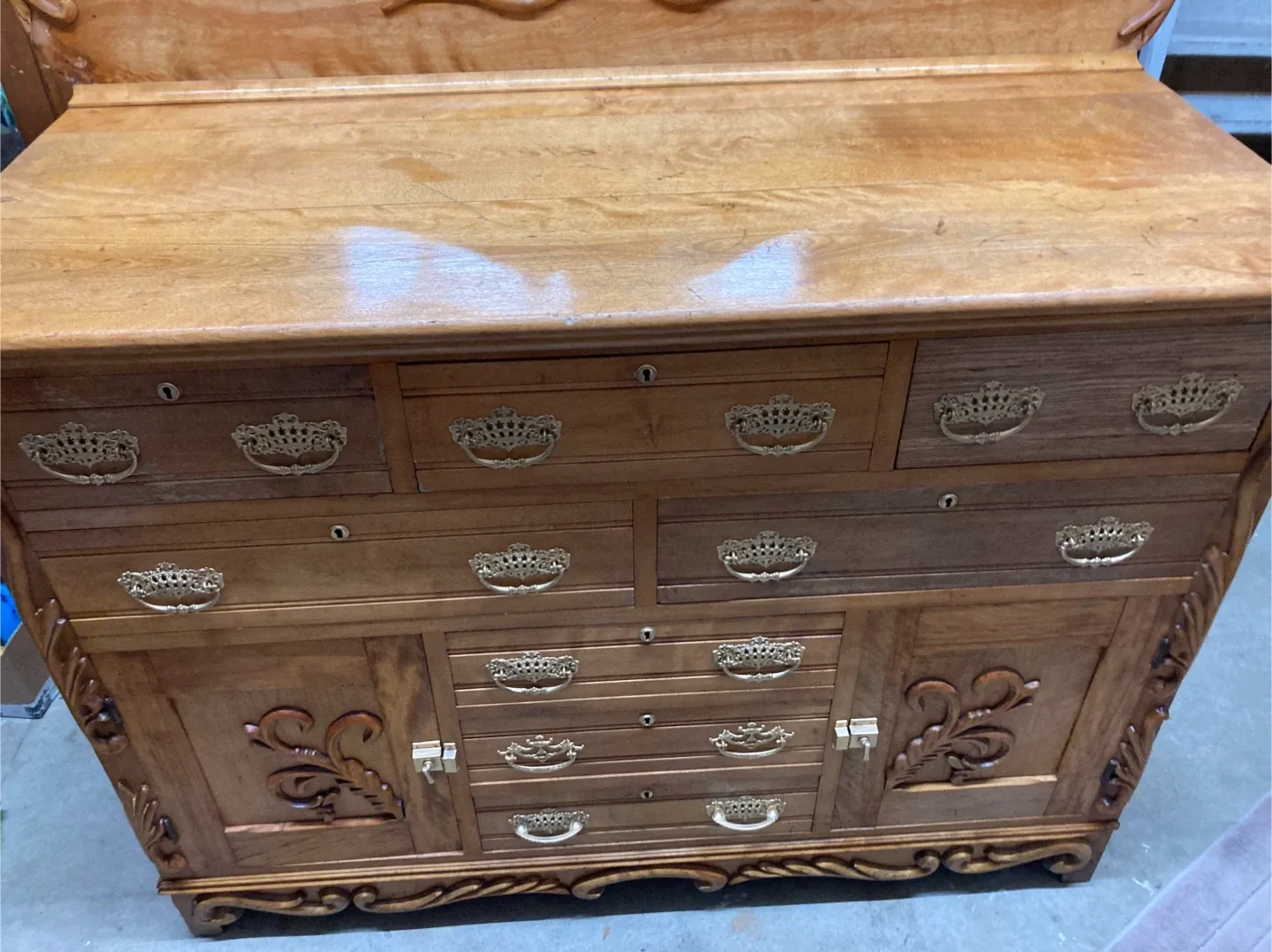 Antique Oak Buffet with Ornate Carvings image indicator(5)