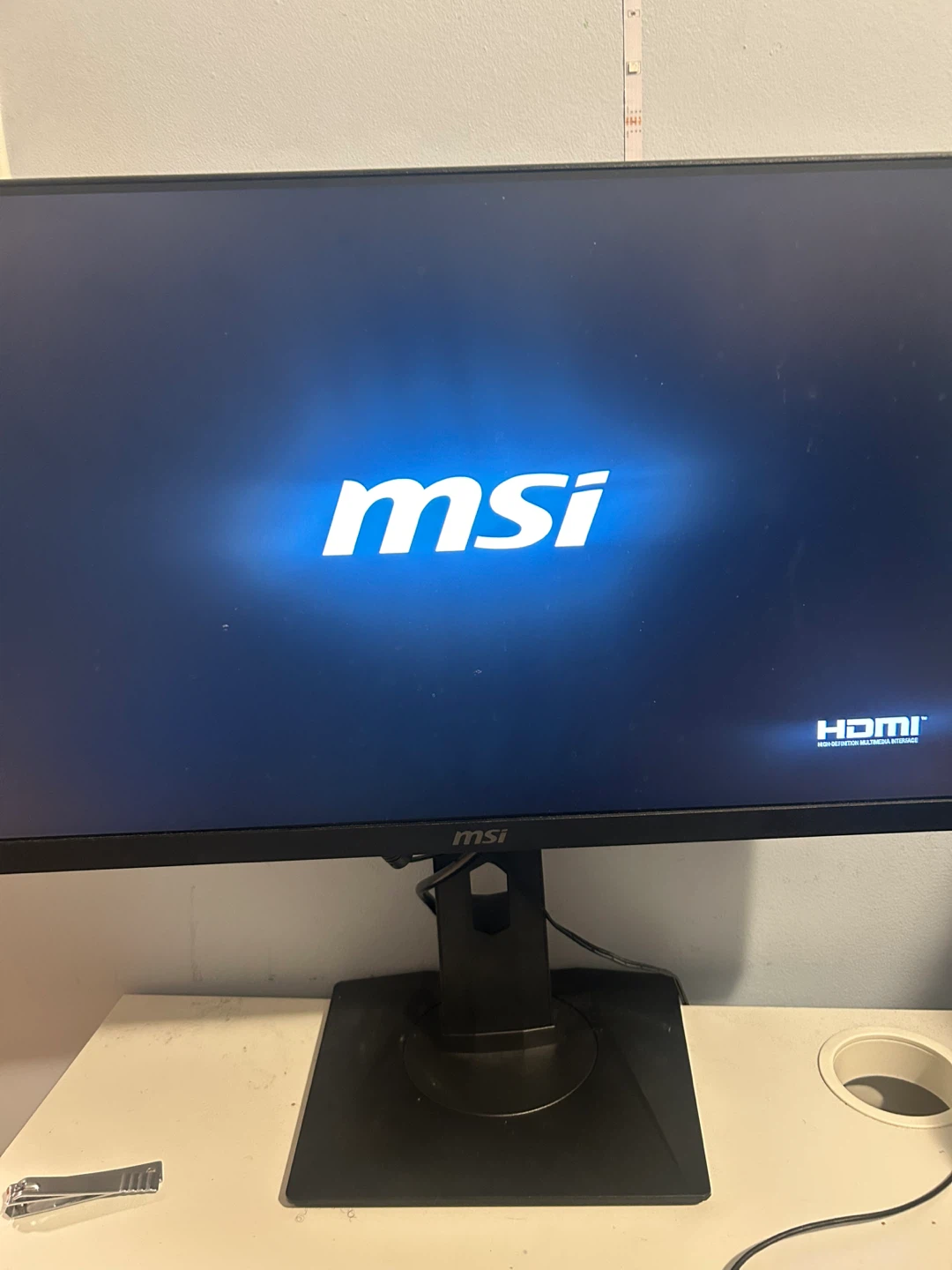 MSI Monitor