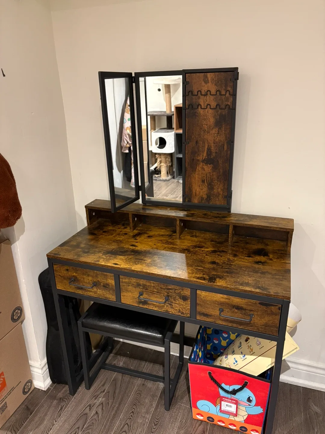 Vanity Makeup Table with Mirror & Stool image indicator(2)