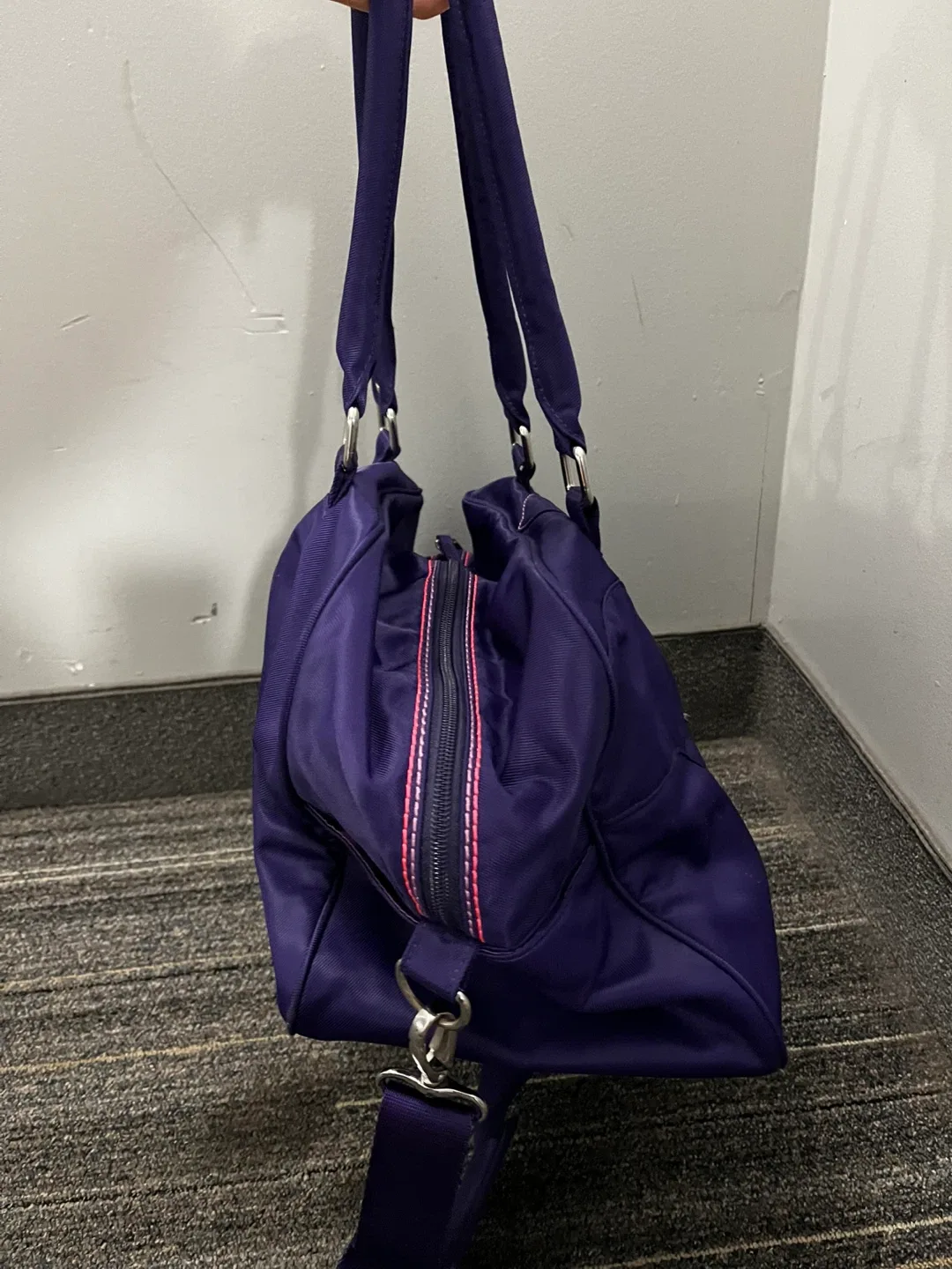 Purple Gym/Travel Bag image indicator(5)