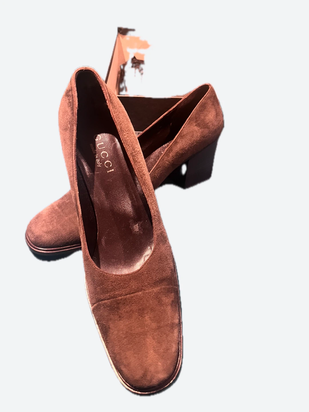 Gucci Suede 2 1/2” Heel Shoes - Size 8 1/2 - photo 3