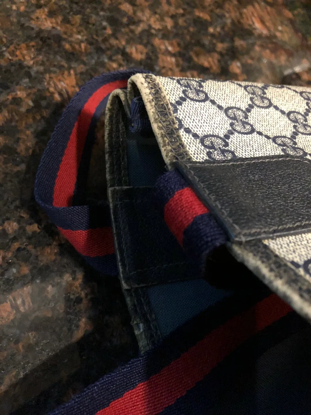 Gucci vintage sherry line tote image indicator(8)