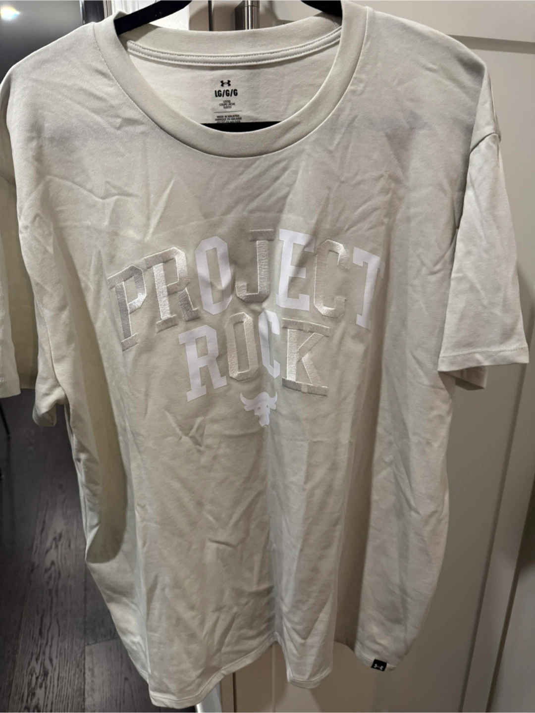Woman’s Under Armour Project Rock T-Shirt - Large - photo 3