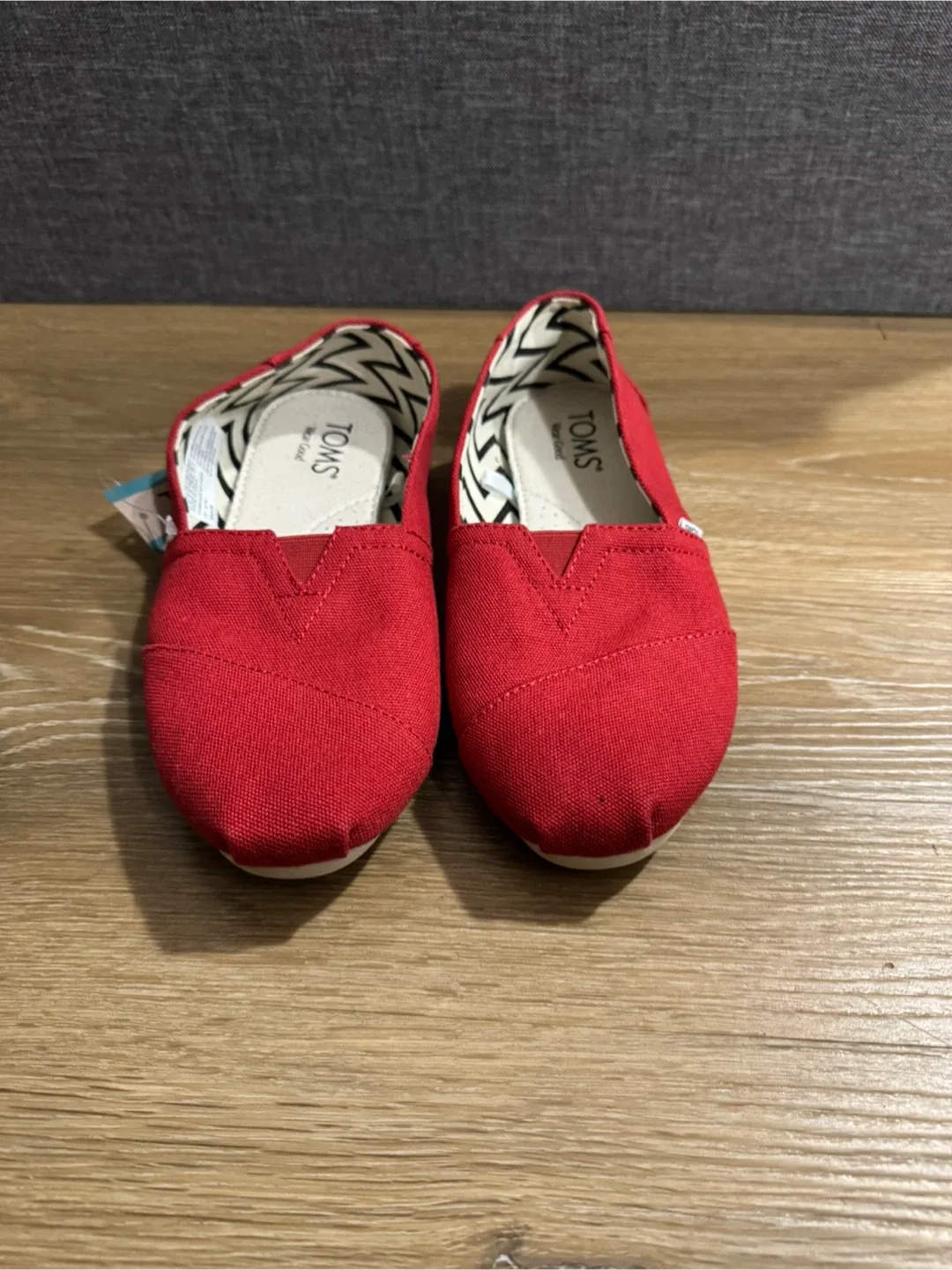 Tom’s Alpargata Red Heritage Canvas Size 6W image indicator(2)