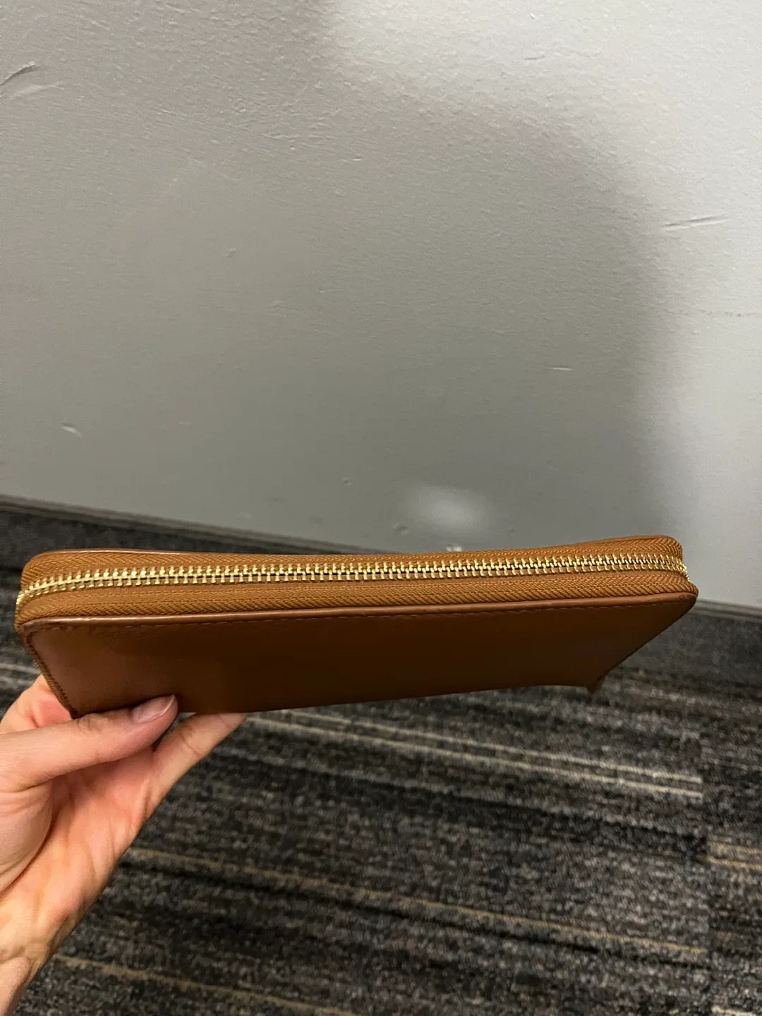 Michael Kors Brown Leather Wallet image indicator(3)