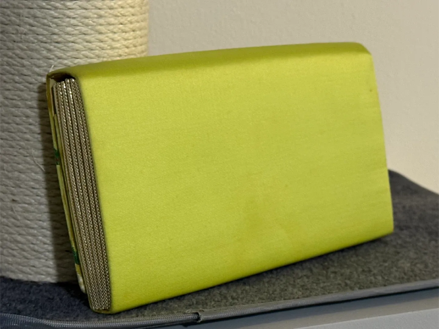 Japanese Style Clutch Purse image indicator(4)