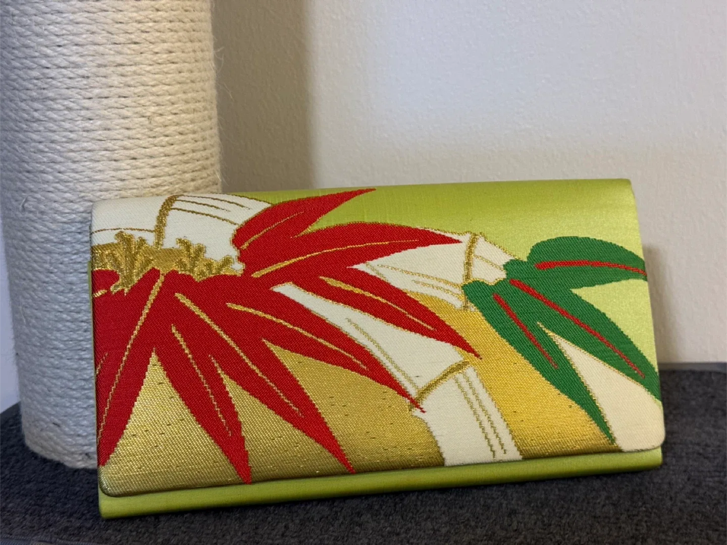 Japanese Style Clutch Purse image indicator(2)