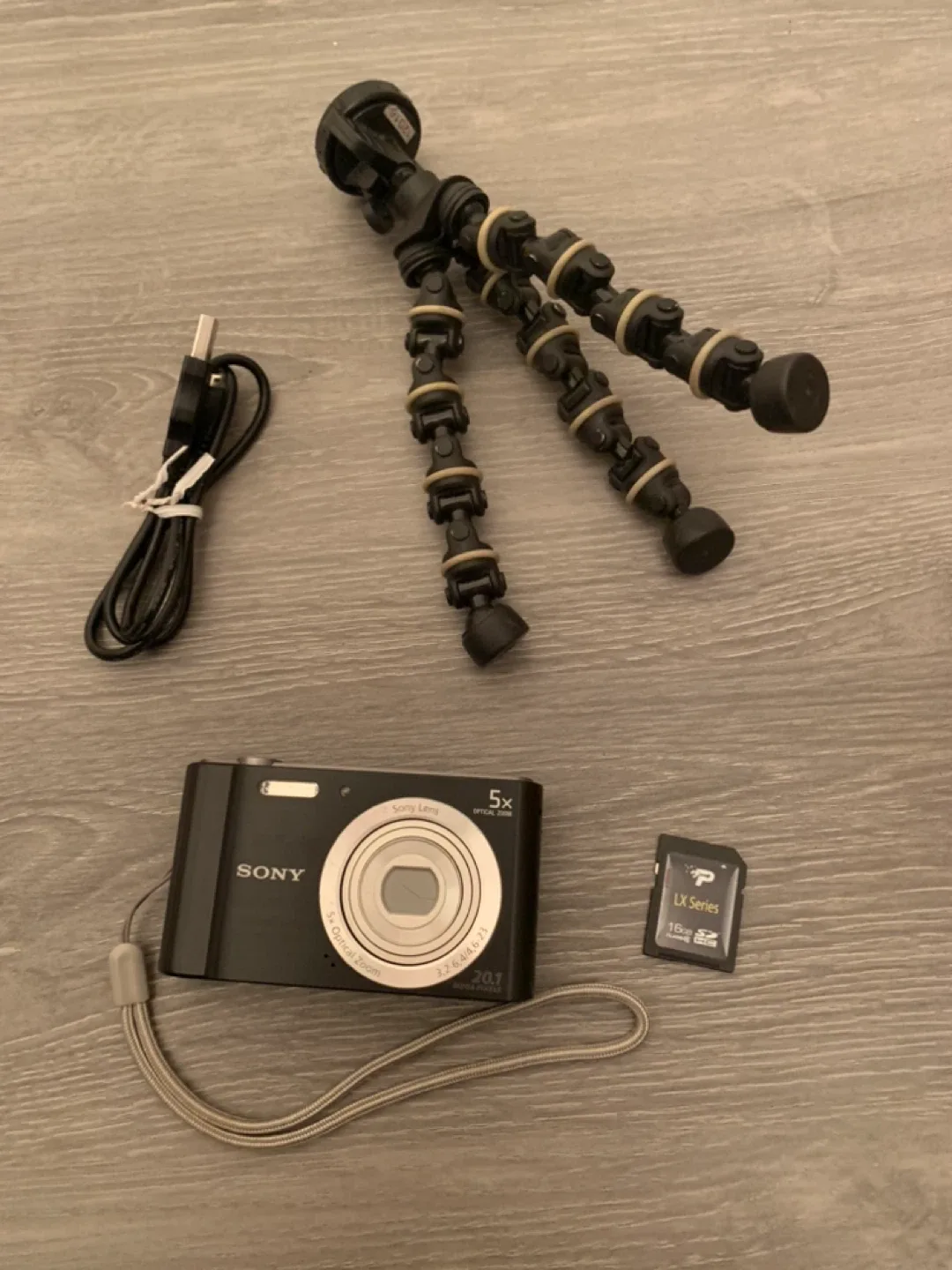 Sony DSC-W800 Digital Camera