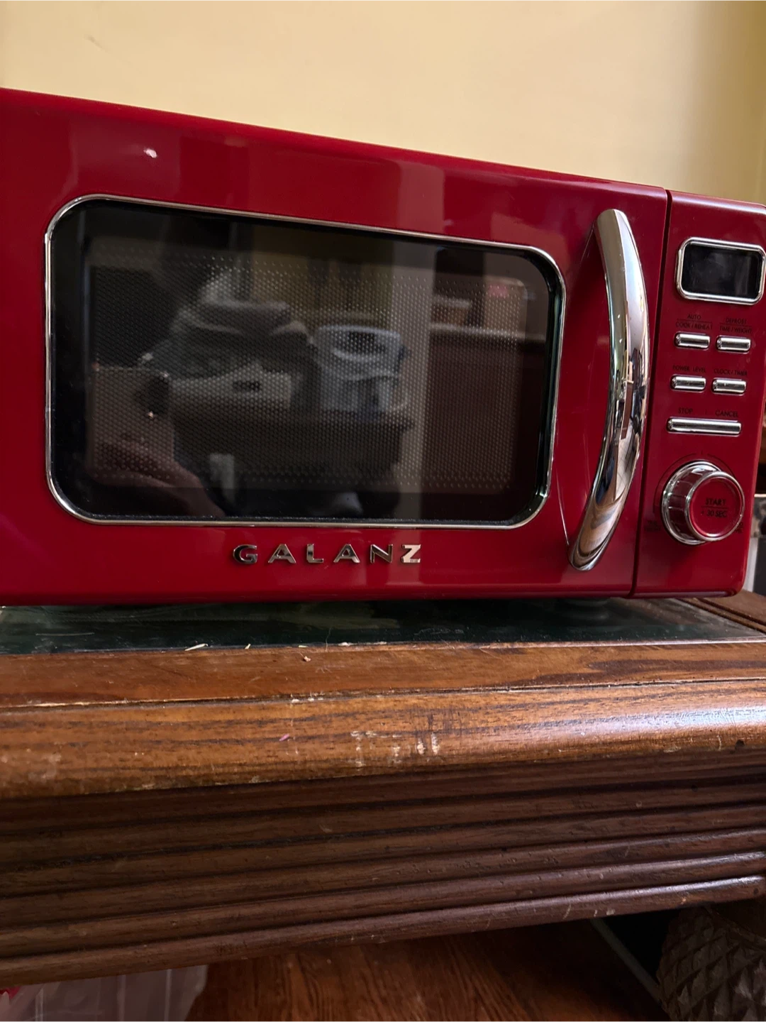Galanz Retro Red Microwave Oven