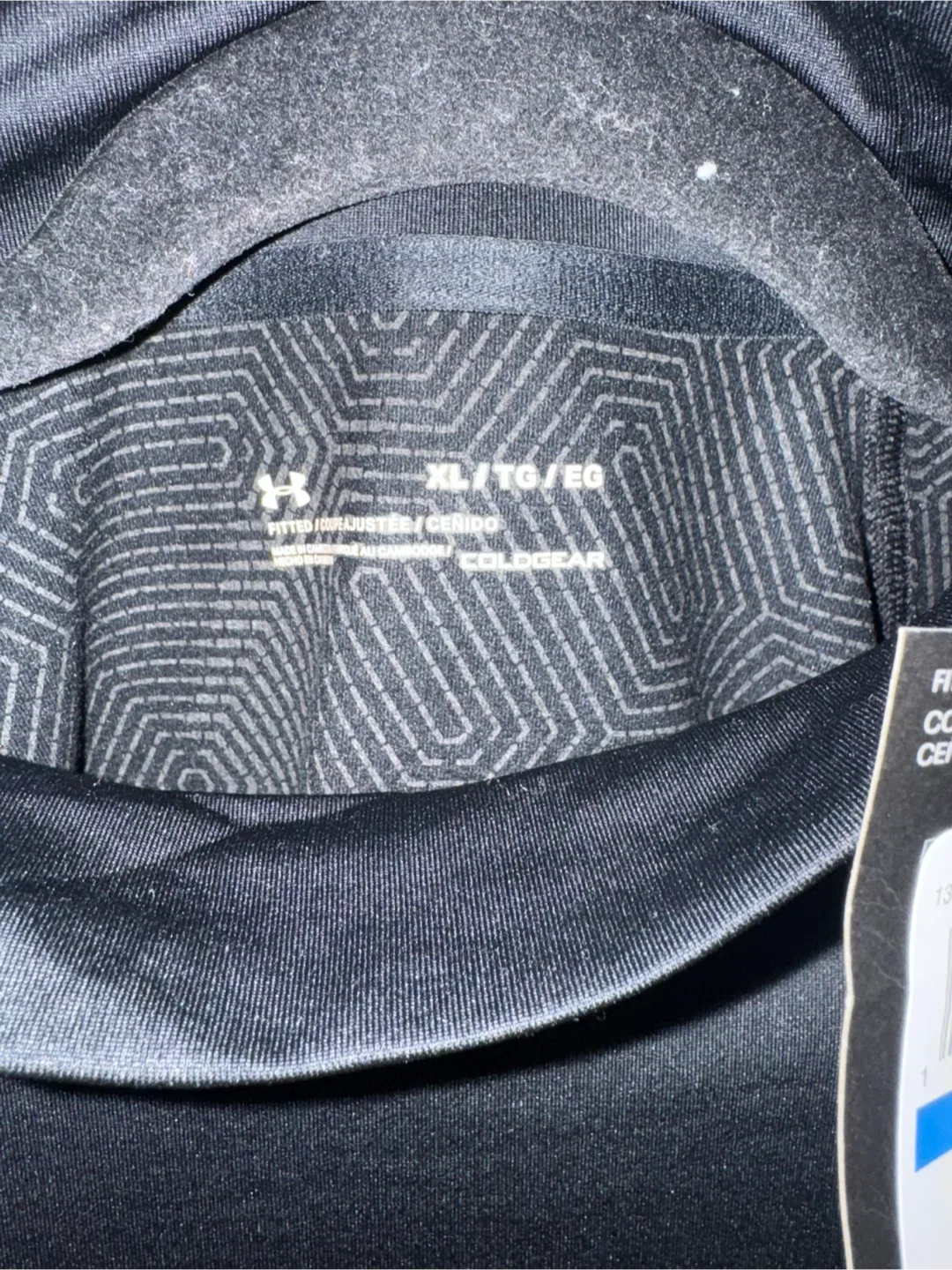 Woman’s Under Armour Fitted ColdGear Top - XL image indicator(4)