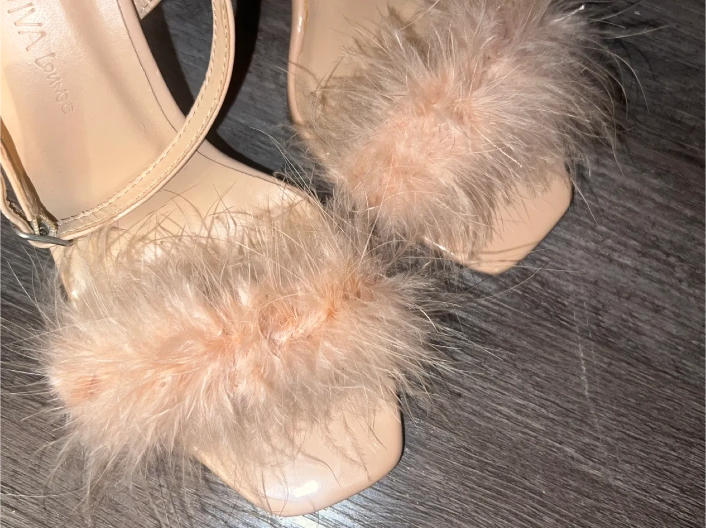 Nova Lounge Heels - Size 7.5 image indicator(3)