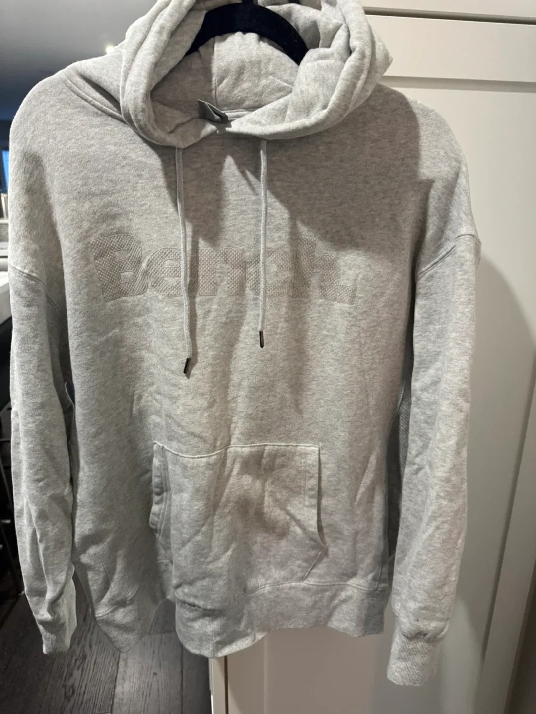 Woman’s Bench Grey Hoodie - Size L/G image indicator(3)