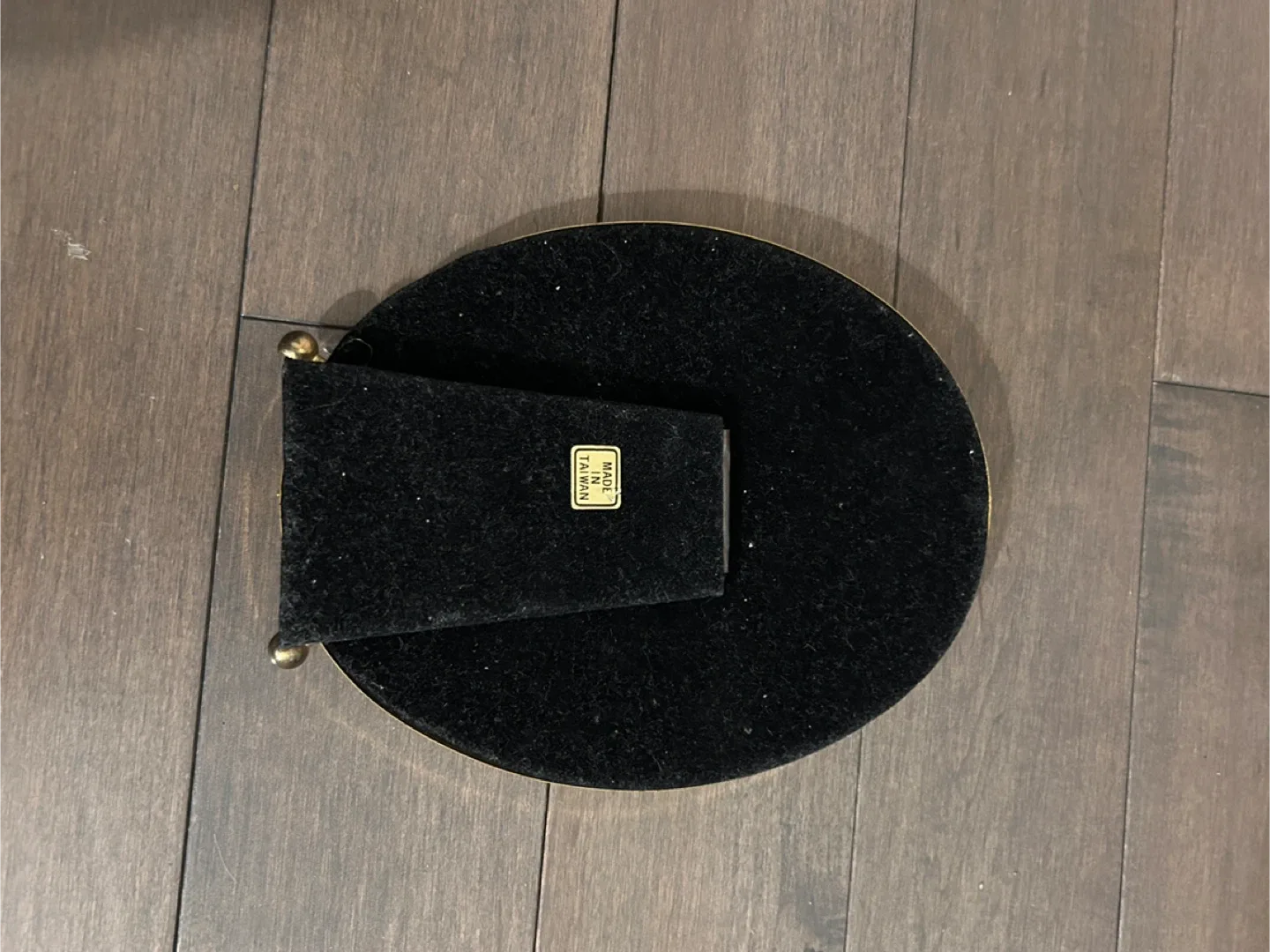 Home Styles Solid Brass Photo Frame 5x7 image indicator(5)