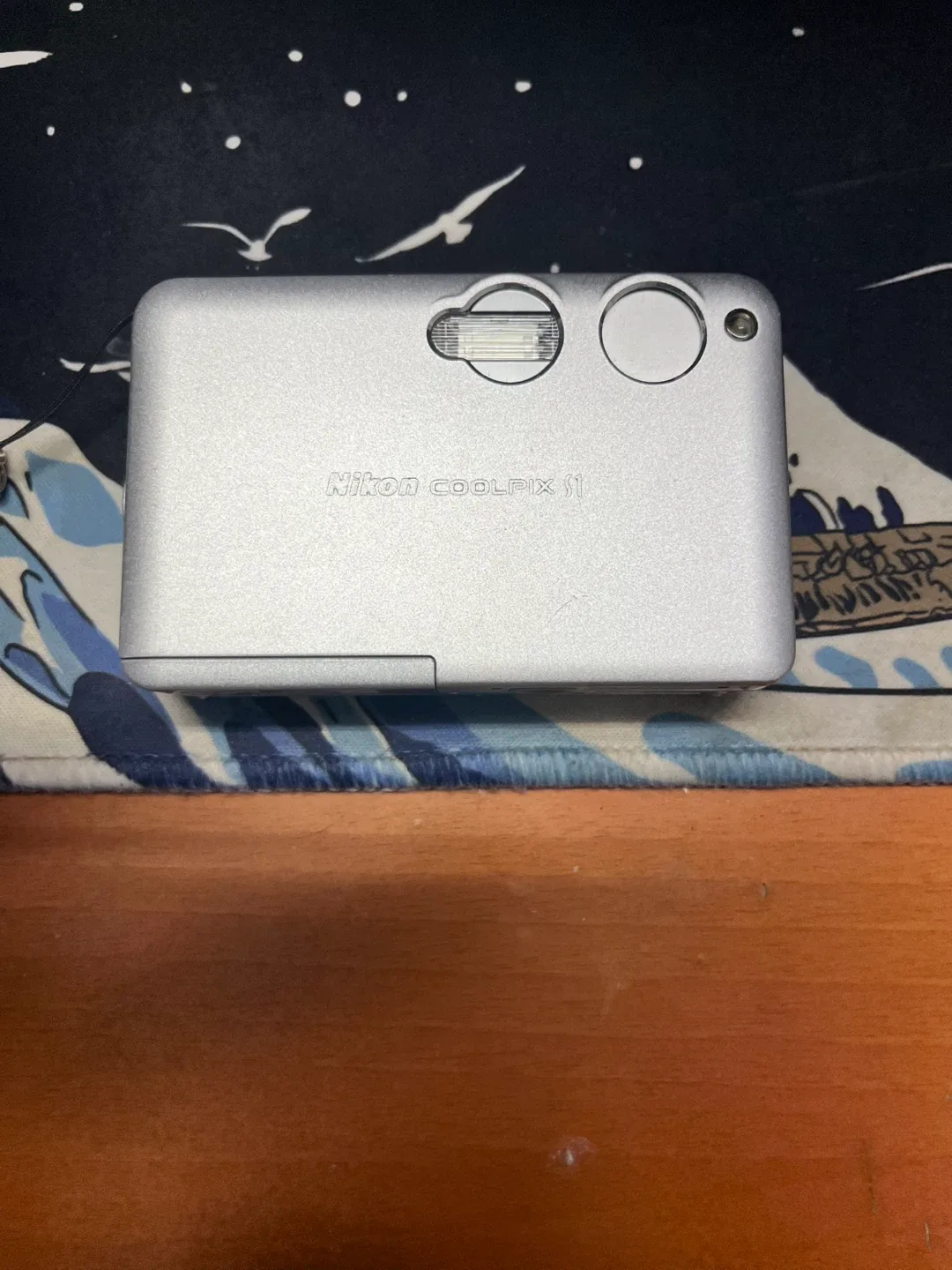 Nikon Coolpix S1 Digital Camera