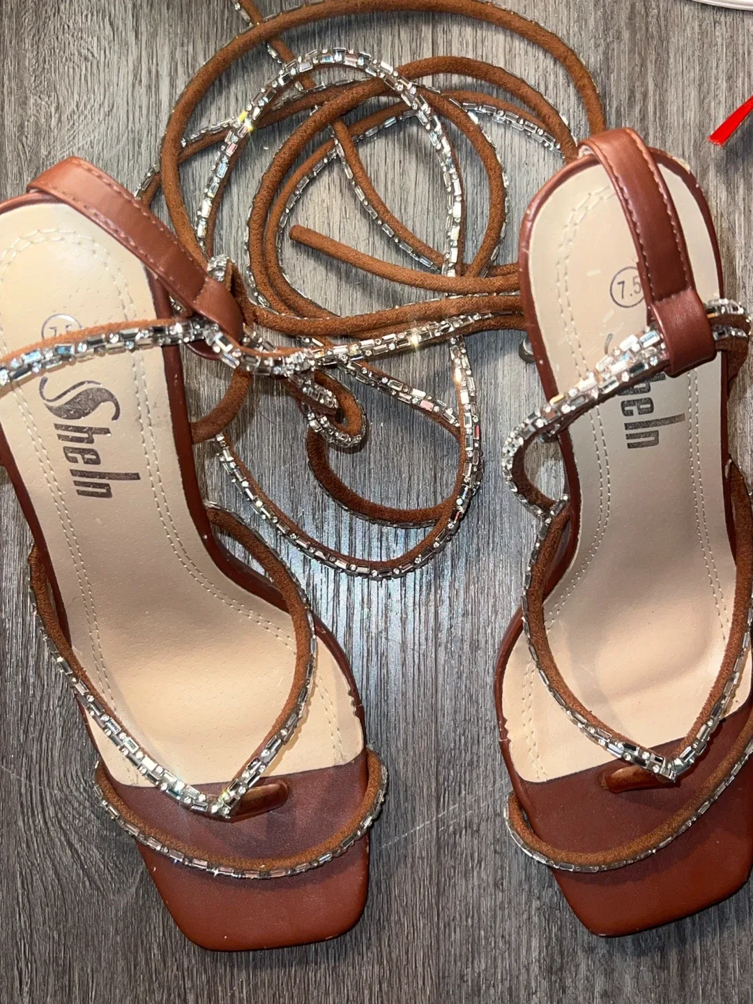 Shein Brown Heels - Size 7.5 image indicator(2)