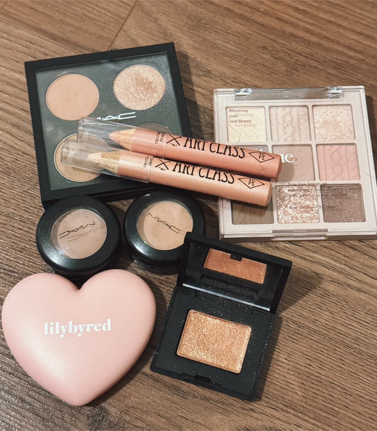 Mixed Makeup Lot: MAC, lilybyred, Art Class