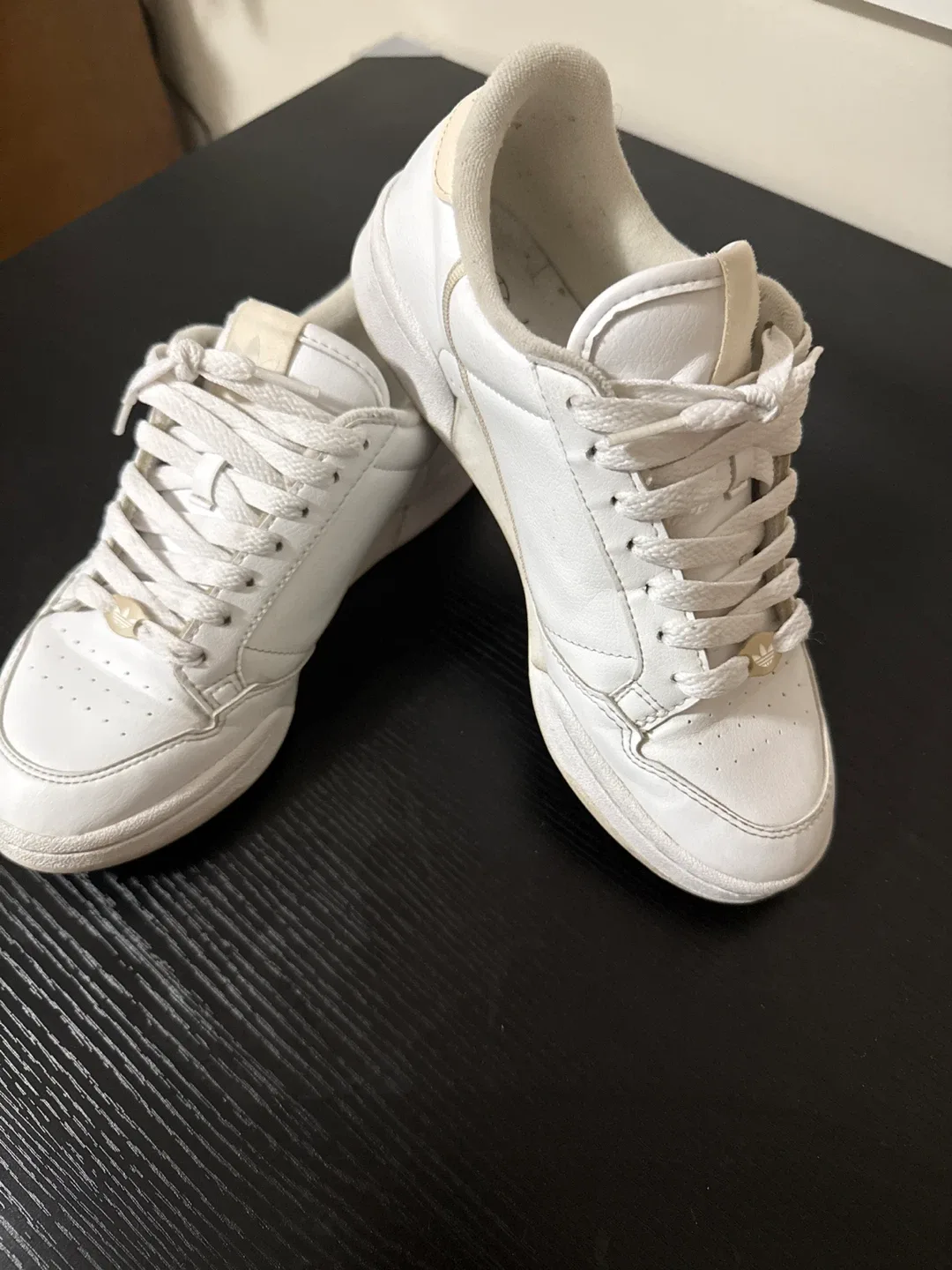 Adidas Continental 80 White Sneakers image indicator(2)