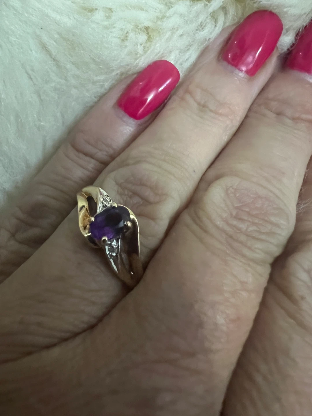 10 k Gold Ring with Amethyst and 2 Diamonds - photo 3
