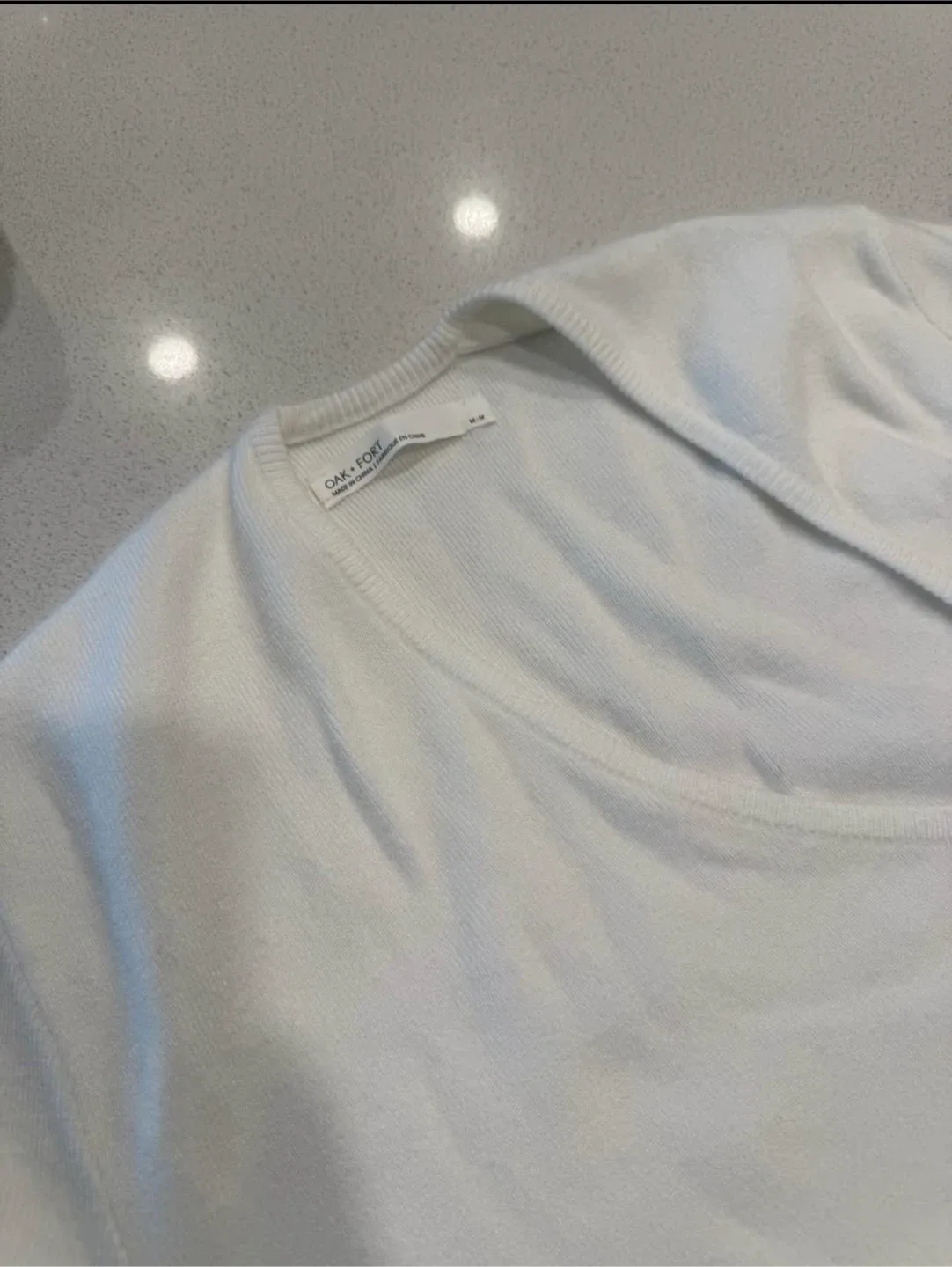 Oak + Fort White Sweater - Size M image indicator(2)