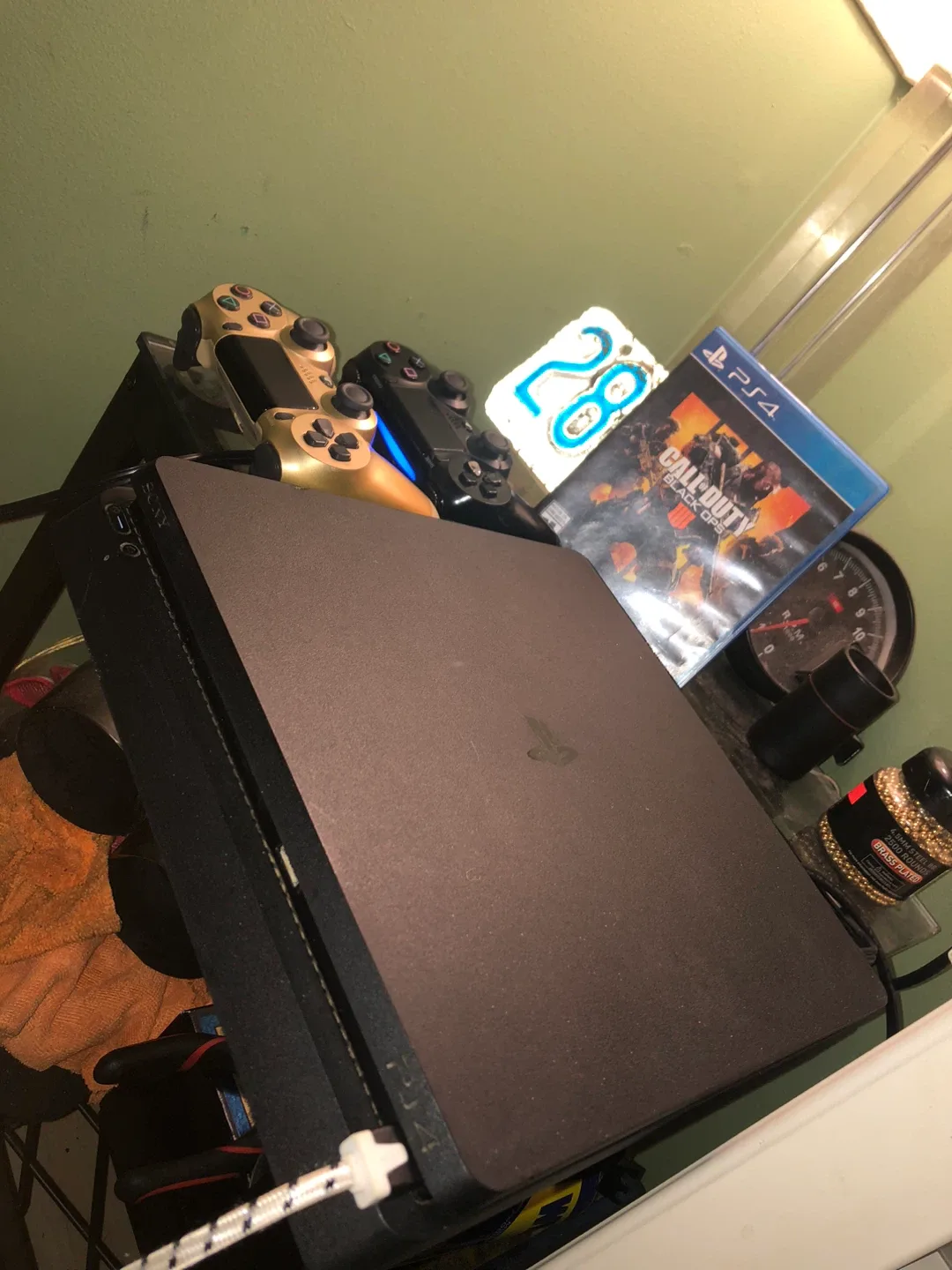 PlayStation 4 (PS4) with 2 Controllers & Call of Duty image indicator(4)